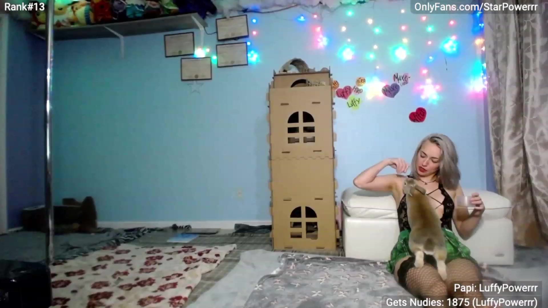 Gallery image thumbnail from StarPowerrr's myfreecams stream on, 04/09/2023, 05:52 image 18 of 20