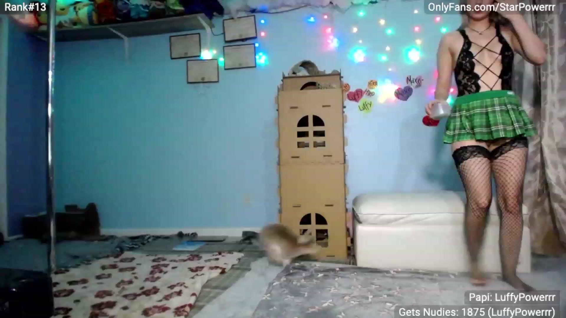 Gallery image thumbnail from StarPowerrr's myfreecams stream on, 04/09/2023, 05:52 image 17 of 20