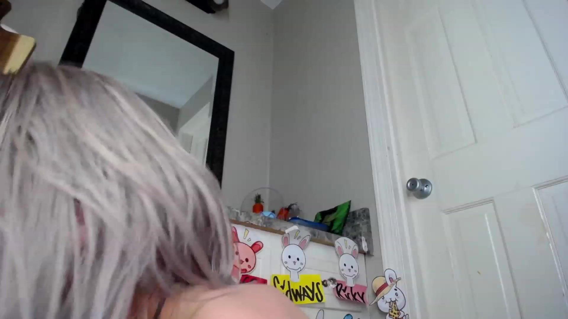 Gallery image thumbnail from StarPowerrr's myfreecams stream on, 04/19/2023, 07:19 image 15 of 20
