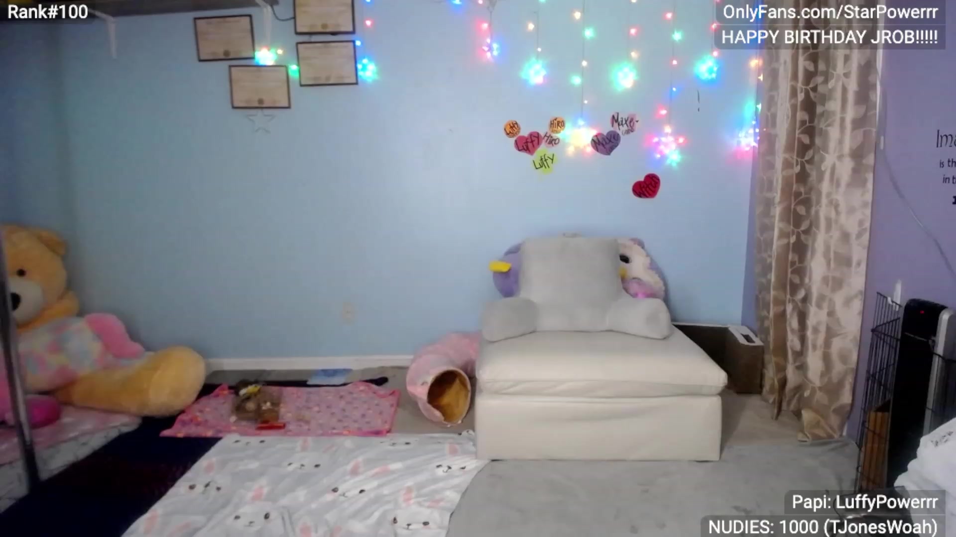 Gallery image thumbnail from StarPowerrr's myfreecams stream on, 05/13/2023, 08:17 image 18 of 20