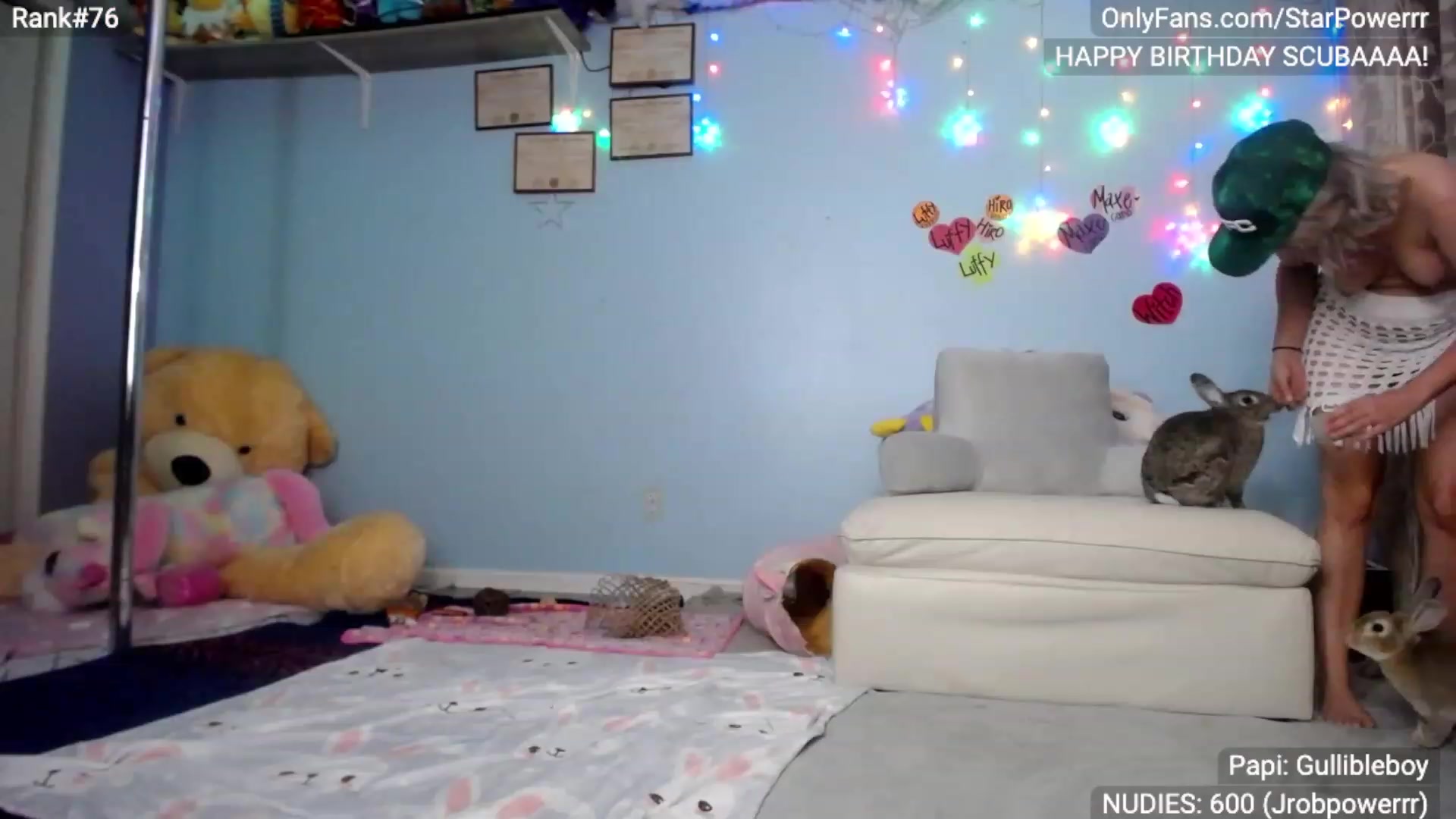 Gallery image thumbnail from StarPowerrr's myfreecams stream on, 05/21/2023, 08:27 image 13 of 20