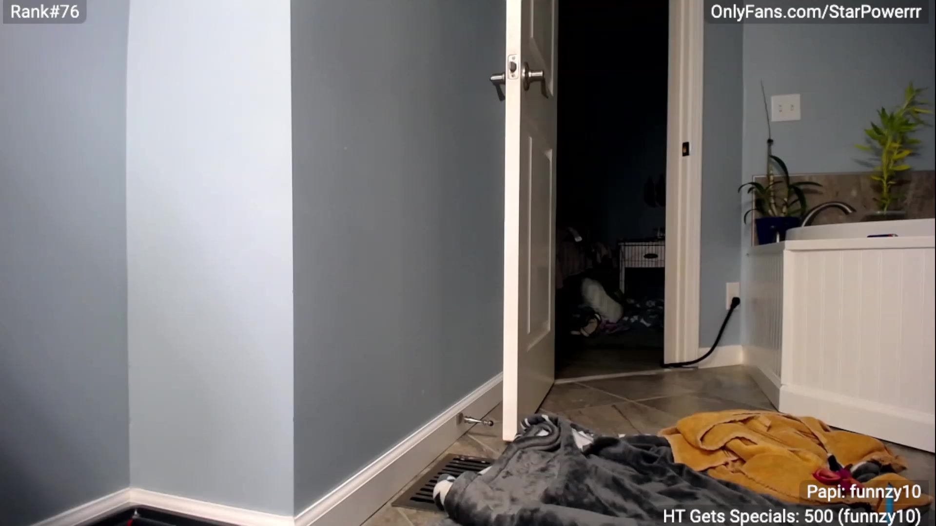 Gallery image thumbnail from StarPowerrr's myfreecams stream on, 06/16/2023, 05:47 image 7 of 20