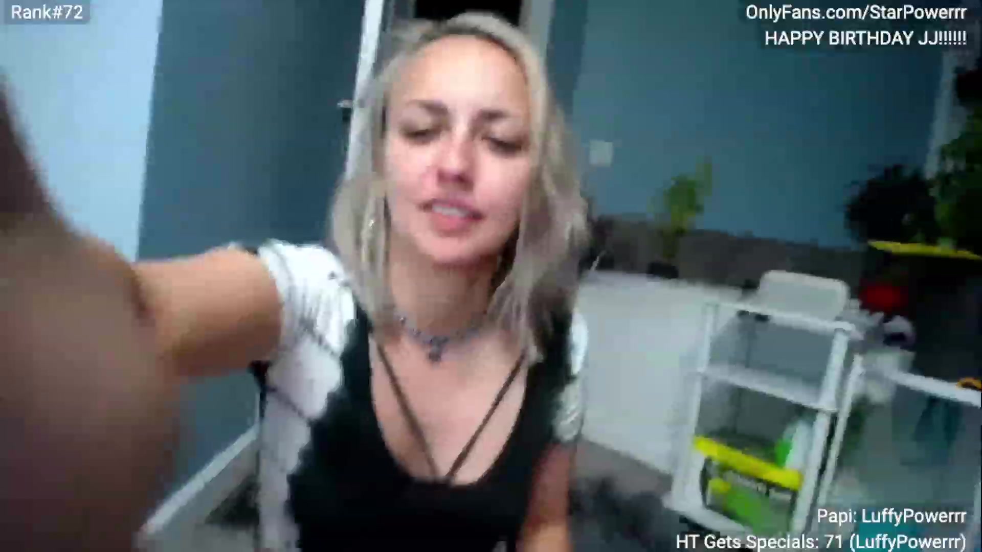 Gallery image thumbnail from StarPowerrr's myfreecams stream on, 06/20/2023, 04:31 image 10 of 20