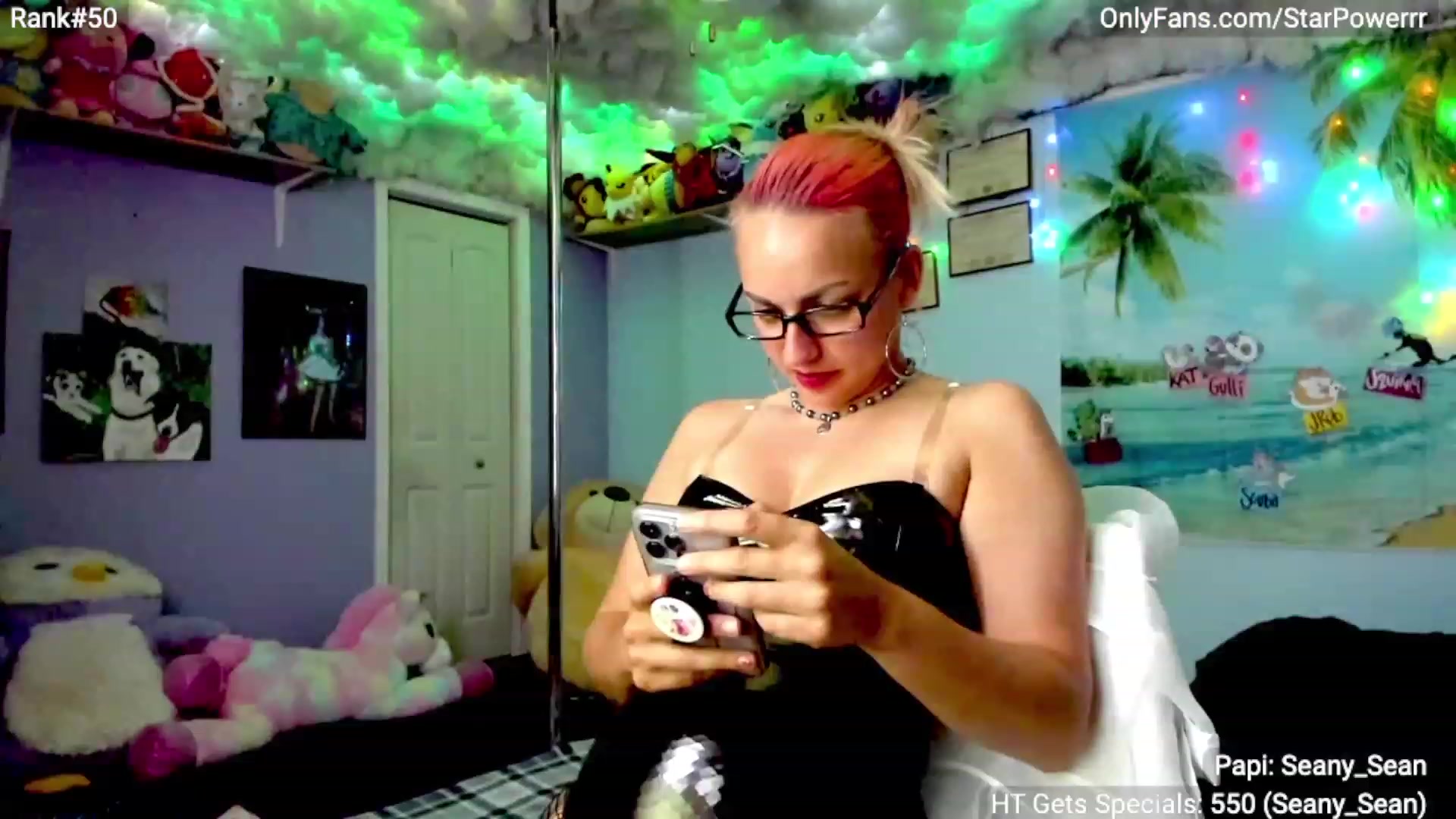 Gallery image thumbnail from StarPowerrr's myfreecams stream on, 08/24/2023, 05:09 image 4 of 20