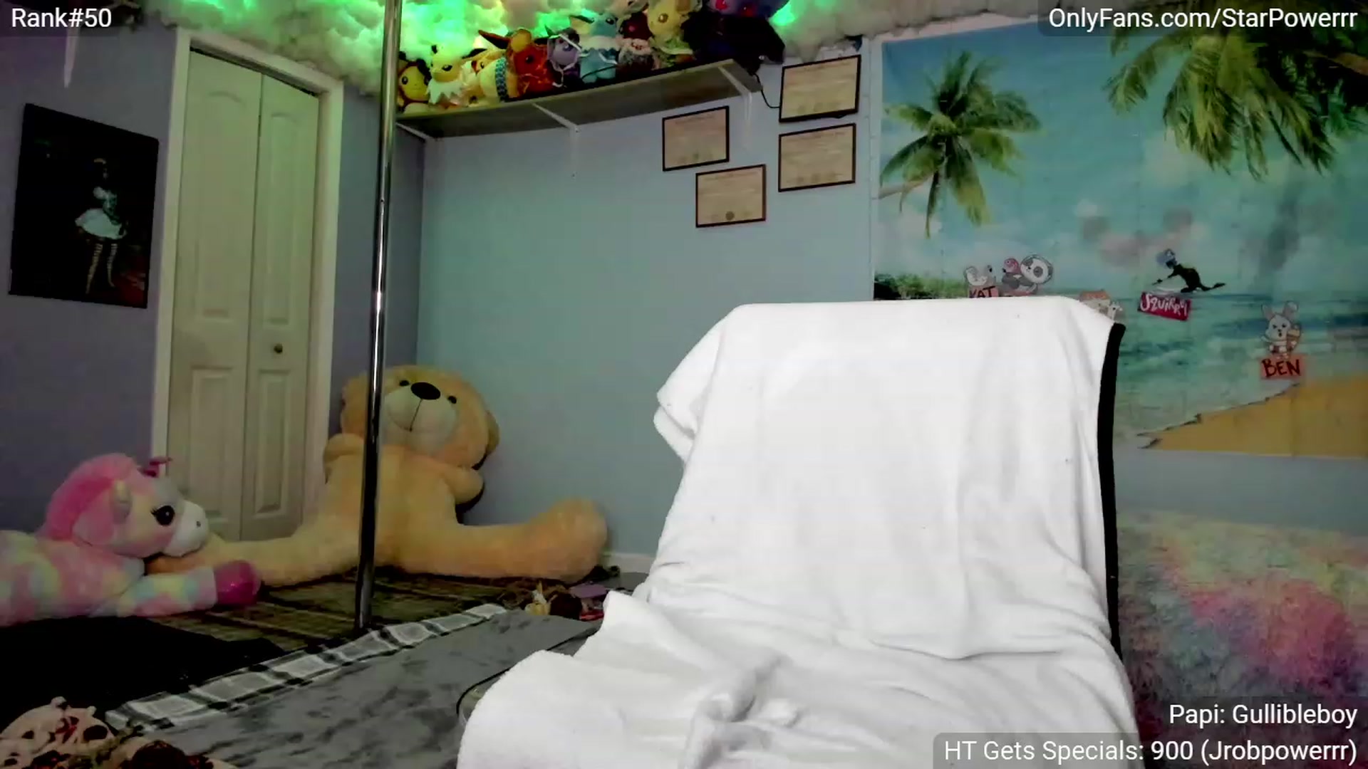 Gallery image thumbnail from StarPowerrr's myfreecams stream on, 09/14/2023, 08:03 image 9 of 20
