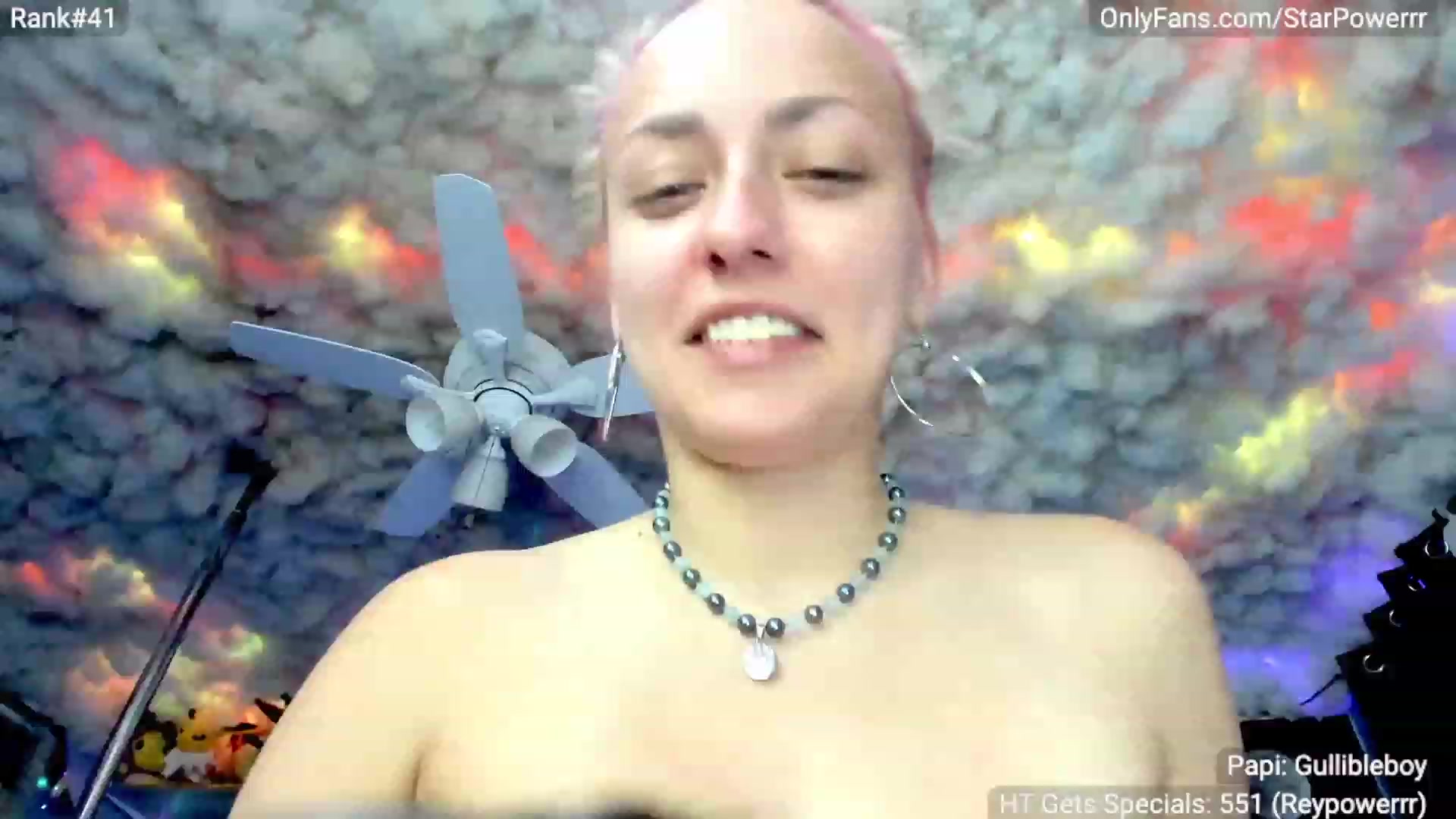 Gallery image thumbnail from StarPowerrr's myfreecams stream on, 10/08/2023, 06:48 image 10 of 20