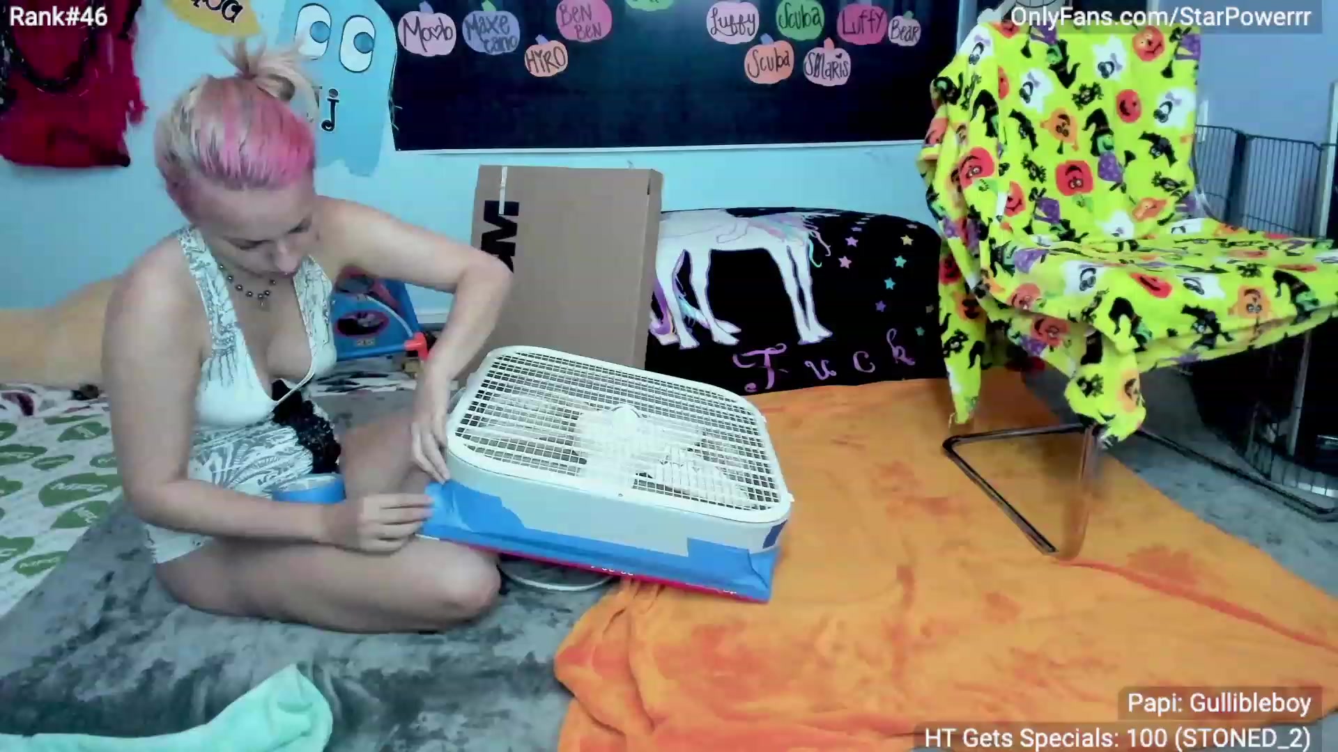 Gallery image thumbnail from StarPowerrr's myfreecams stream on, 10/13/2023, 08:44 image 8 of 20