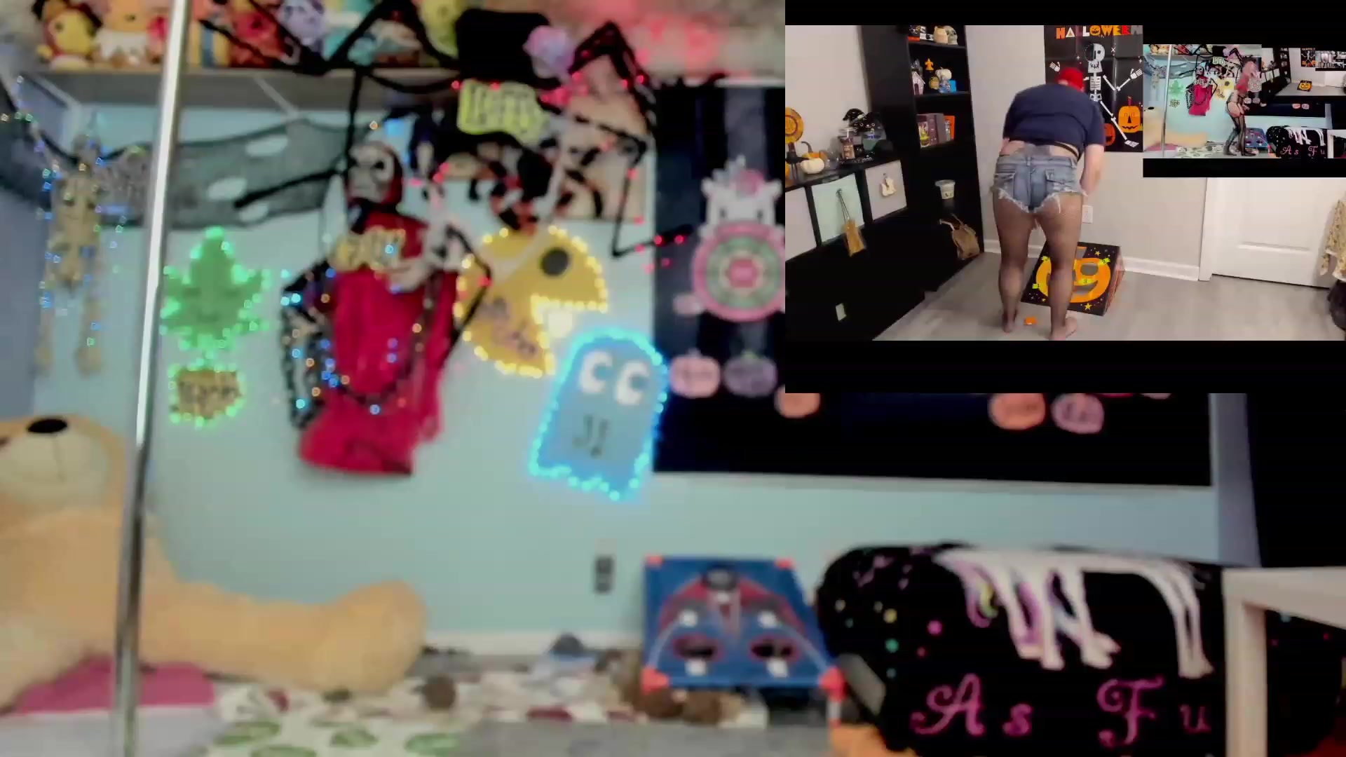 Gallery image thumbnail from StarPowerrr's myfreecams stream on, 10/14/2023, 06:38 image 17 of 20
