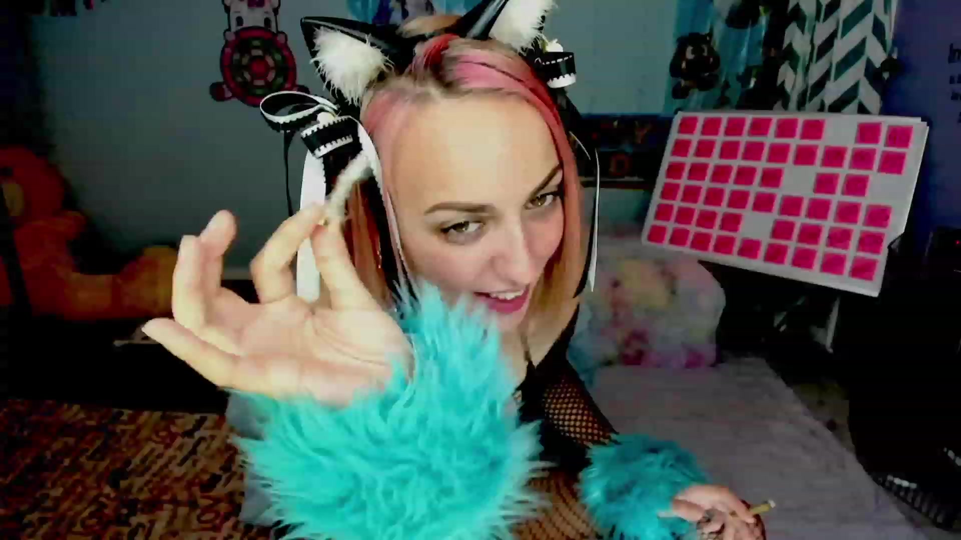 Gallery image thumbnail from StarPowerrr's myfreecams stream on, 11/04/2023, 03:43 image 11 of 20