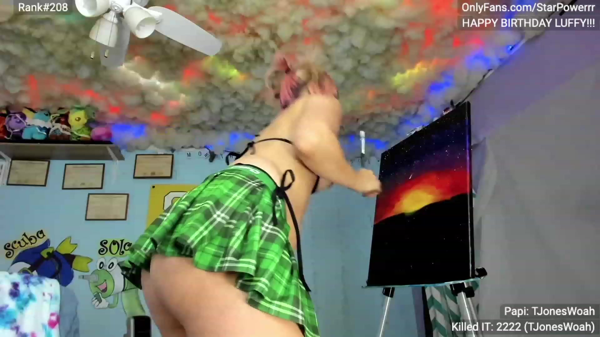 Gallery image thumbnail from StarPowerrr's myfreecams stream on, 01/03/2024, 08:37 image 5 of 20