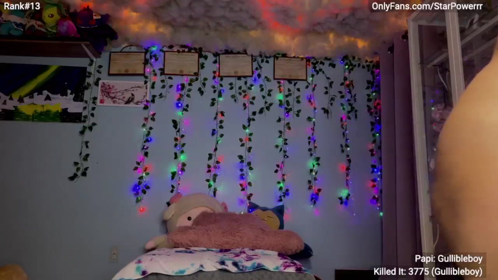 Gallery image thumbnail from StarPowerrr's myfreecams stream on, 04/25/2024, 09:25 image 3 of 20
