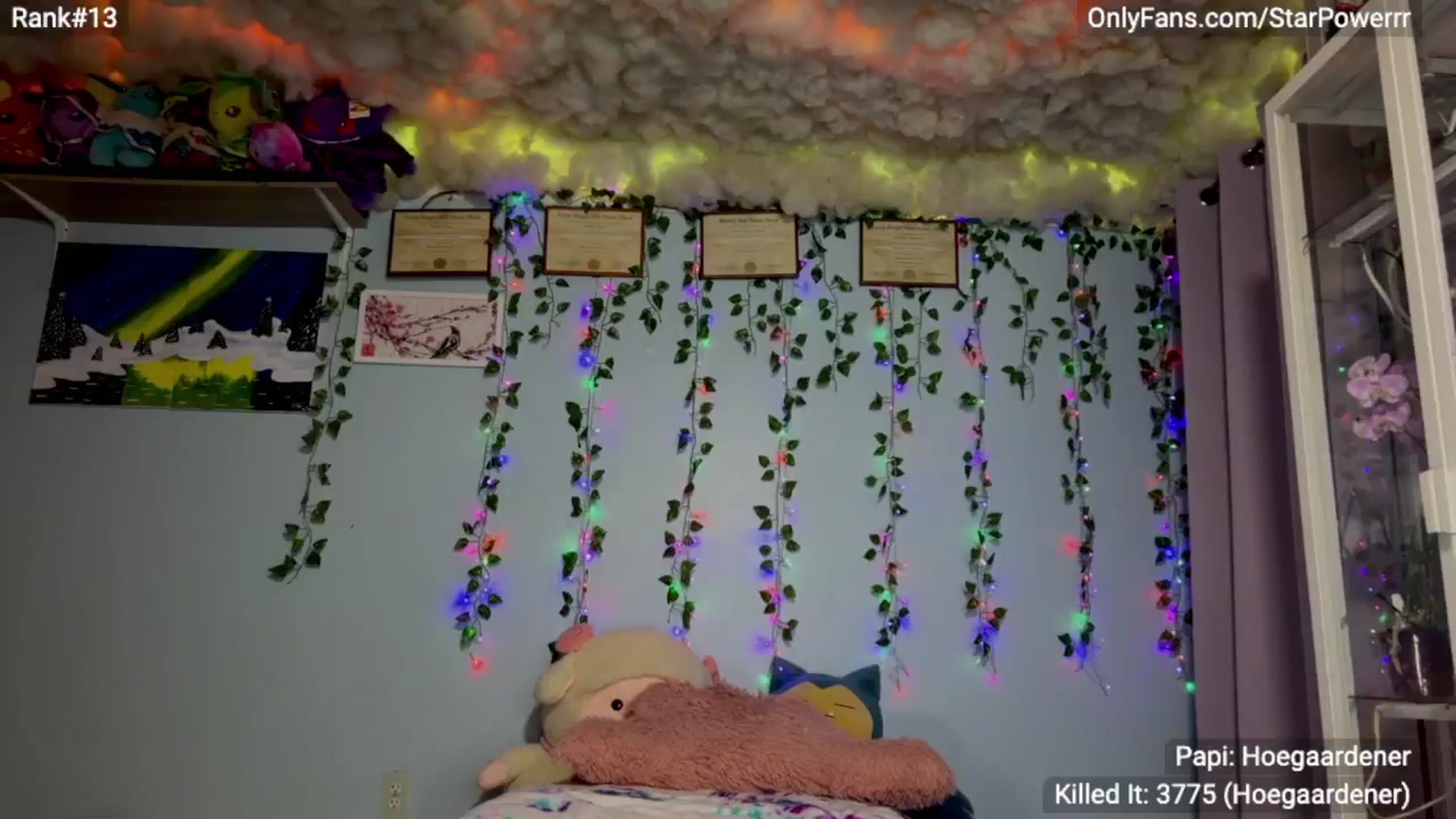 Gallery image thumbnail from StarPowerrr's myfreecams stream on, 04/27/2024, 08:20 image 12 of 20