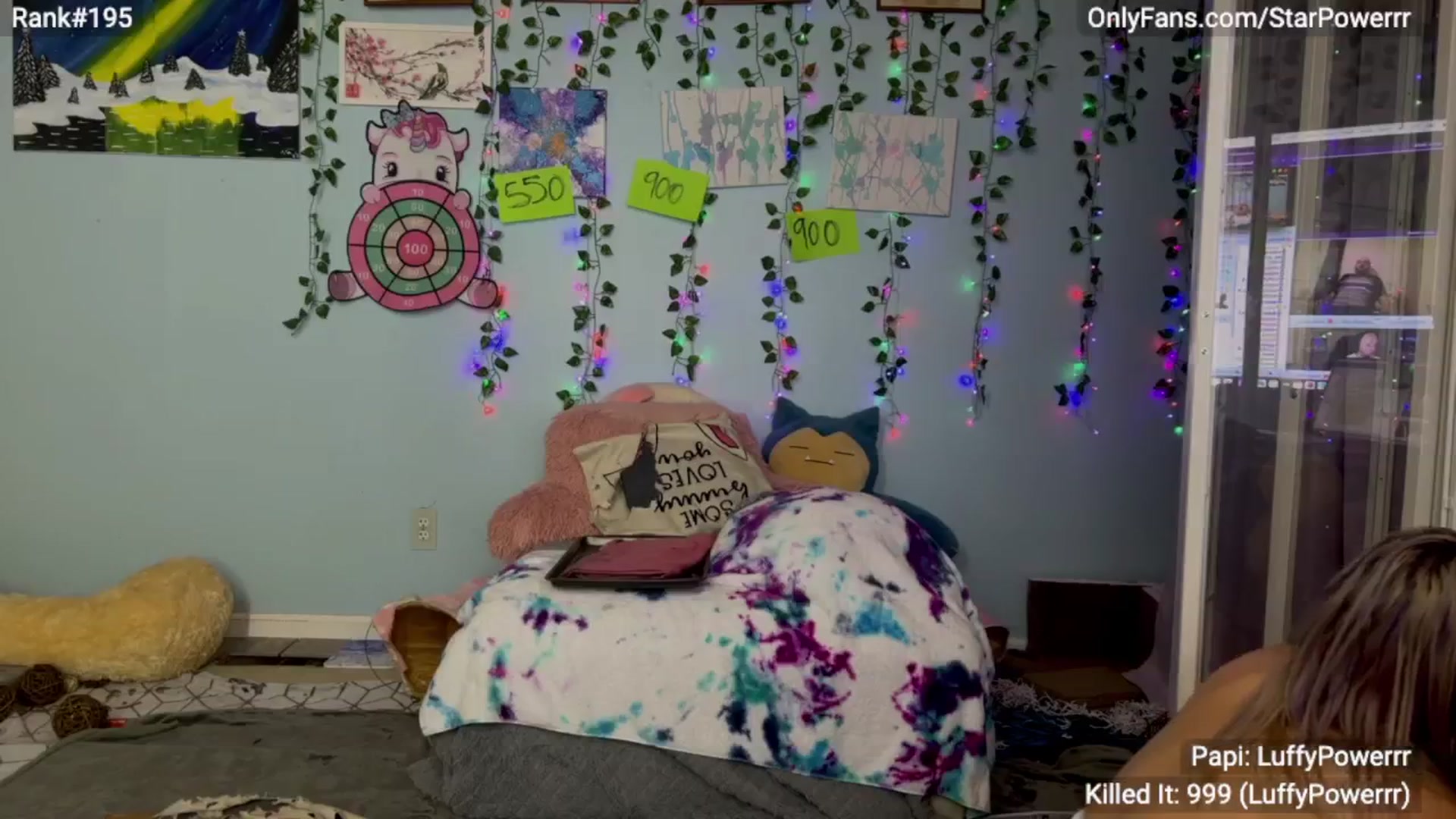 Gallery image thumbnail from StarPowerrr's myfreecams stream on, 05/03/2024, 08:32 image 12 of 20
