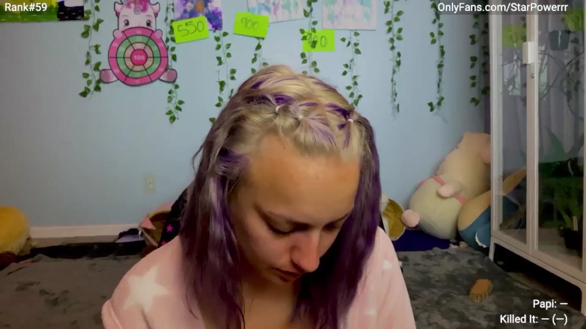 Gallery image thumbnail from StarPowerrr's myfreecams stream on, 05/31/2024, 06:25 image 1 of 20