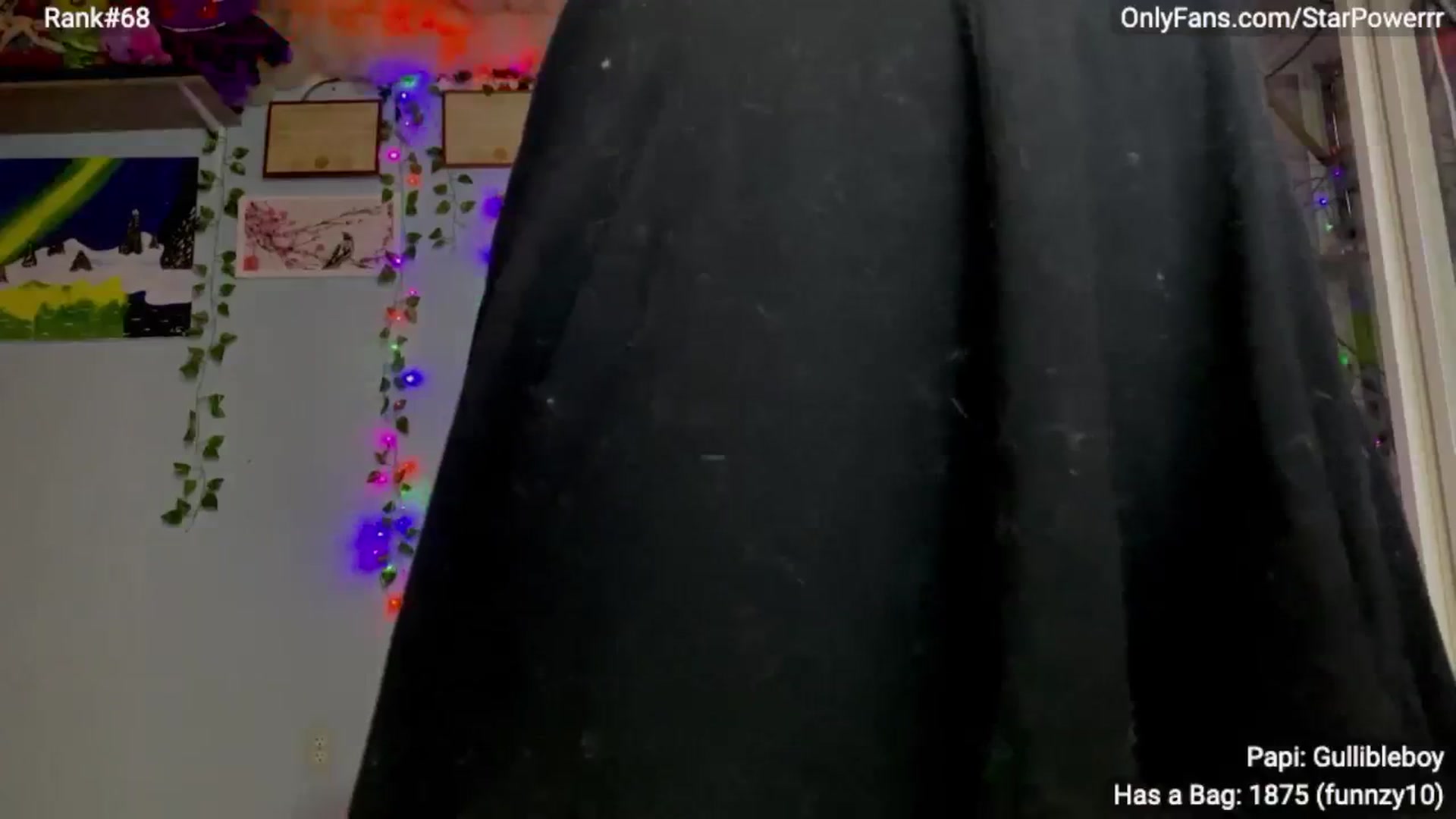 Gallery image thumbnail from StarPowerrr's myfreecams stream on, 06/27/2024, 08:30 image 17 of 20