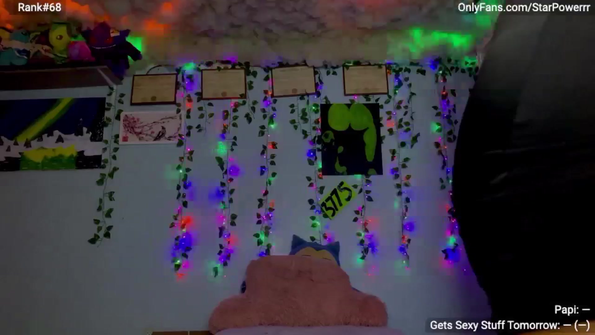 Gallery image thumbnail from StarPowerrr's myfreecams stream on, 07/25/2024, 05:11 image 5 of 20