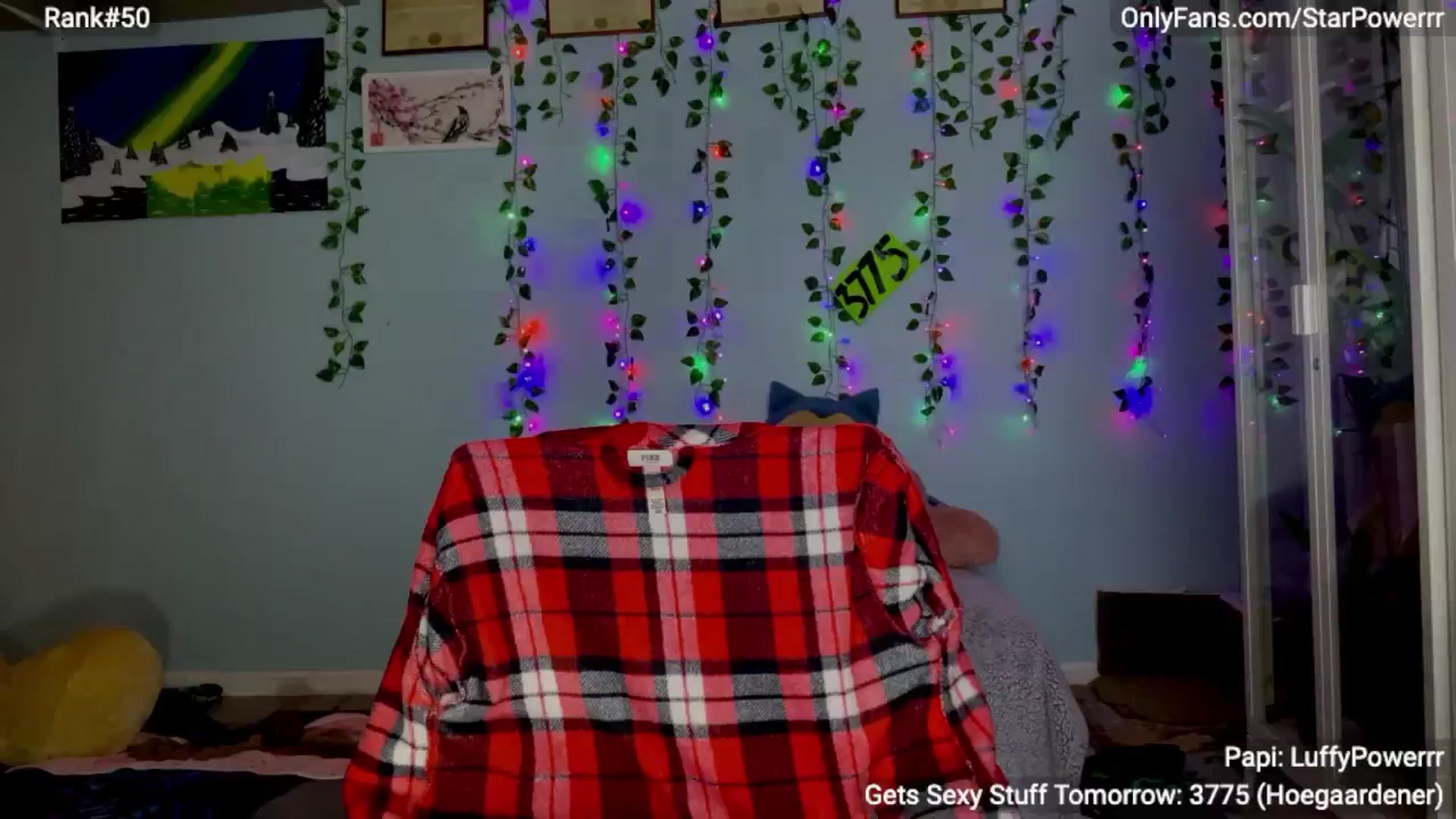 Gallery image thumbnail from StarPowerrr's myfreecams stream on, 07/27/2024, 11:38 image 11 of 20
