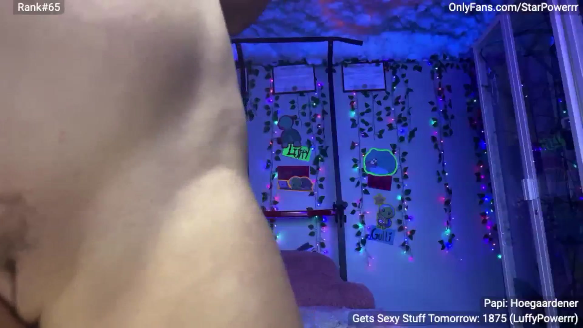 Gallery image thumbnail from StarPowerrr's myfreecams stream on, 08/17/2024, 09:36 image 16 of 20