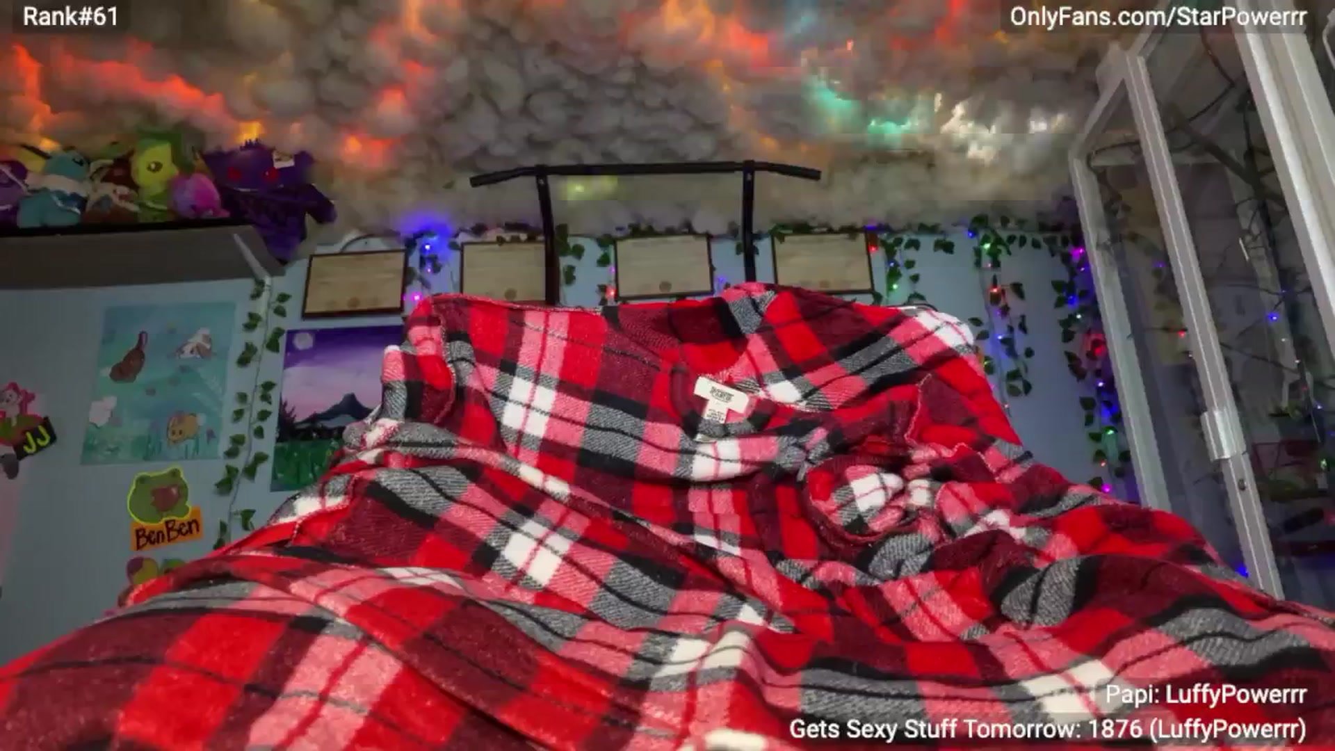 Gallery image thumbnail from StarPowerrr's myfreecams stream on, 08/25/2024, 08:01 image 15 of 20