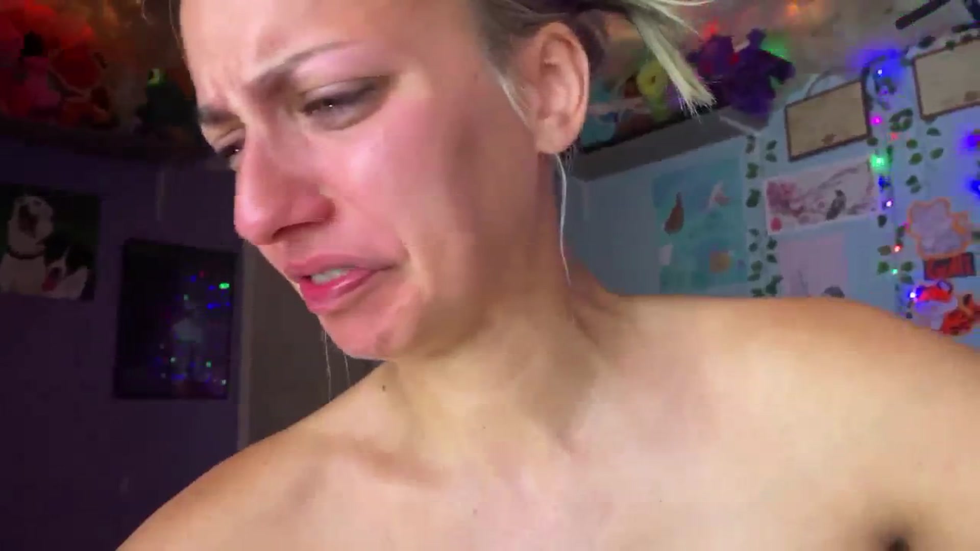 Gallery image thumbnail from StarPowerrr's myfreecams stream on, 09/02/2024, 10:40 image 6 of 20