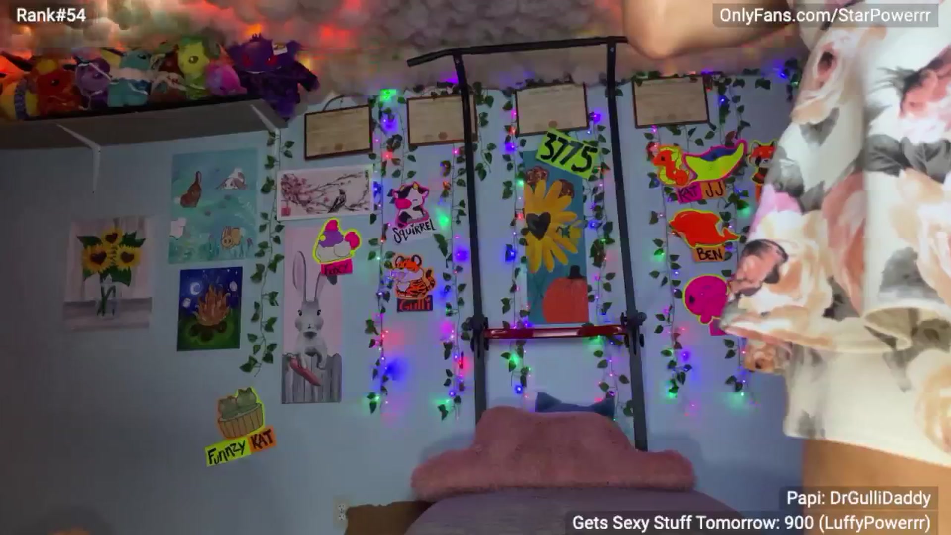Gallery image thumbnail from StarPowerrr's myfreecams stream on, 09/16/2024, 06:59 image 2 of 20