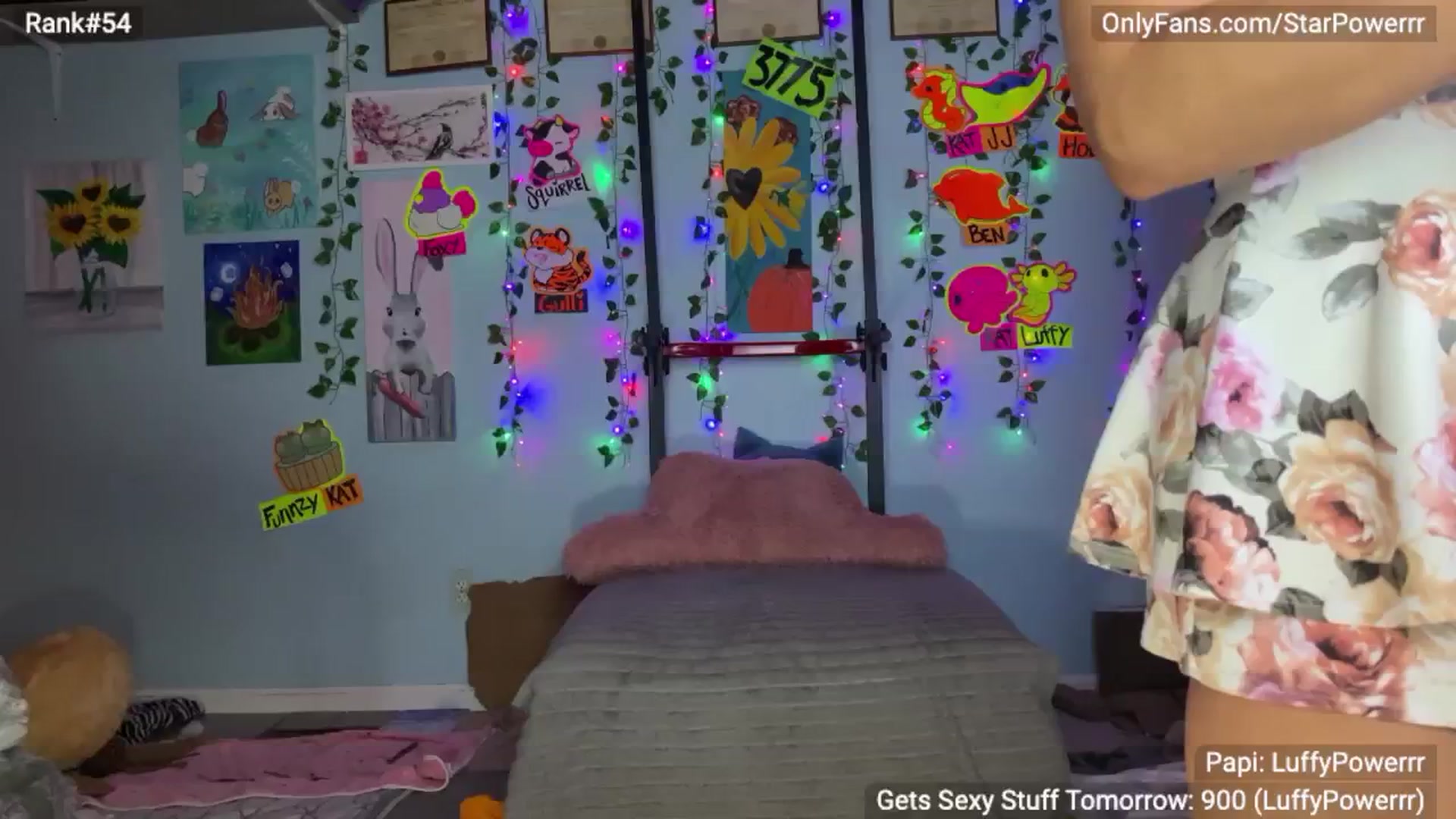 Gallery image thumbnail from StarPowerrr's myfreecams stream on, 09/16/2024, 06:59 image 1 of 20