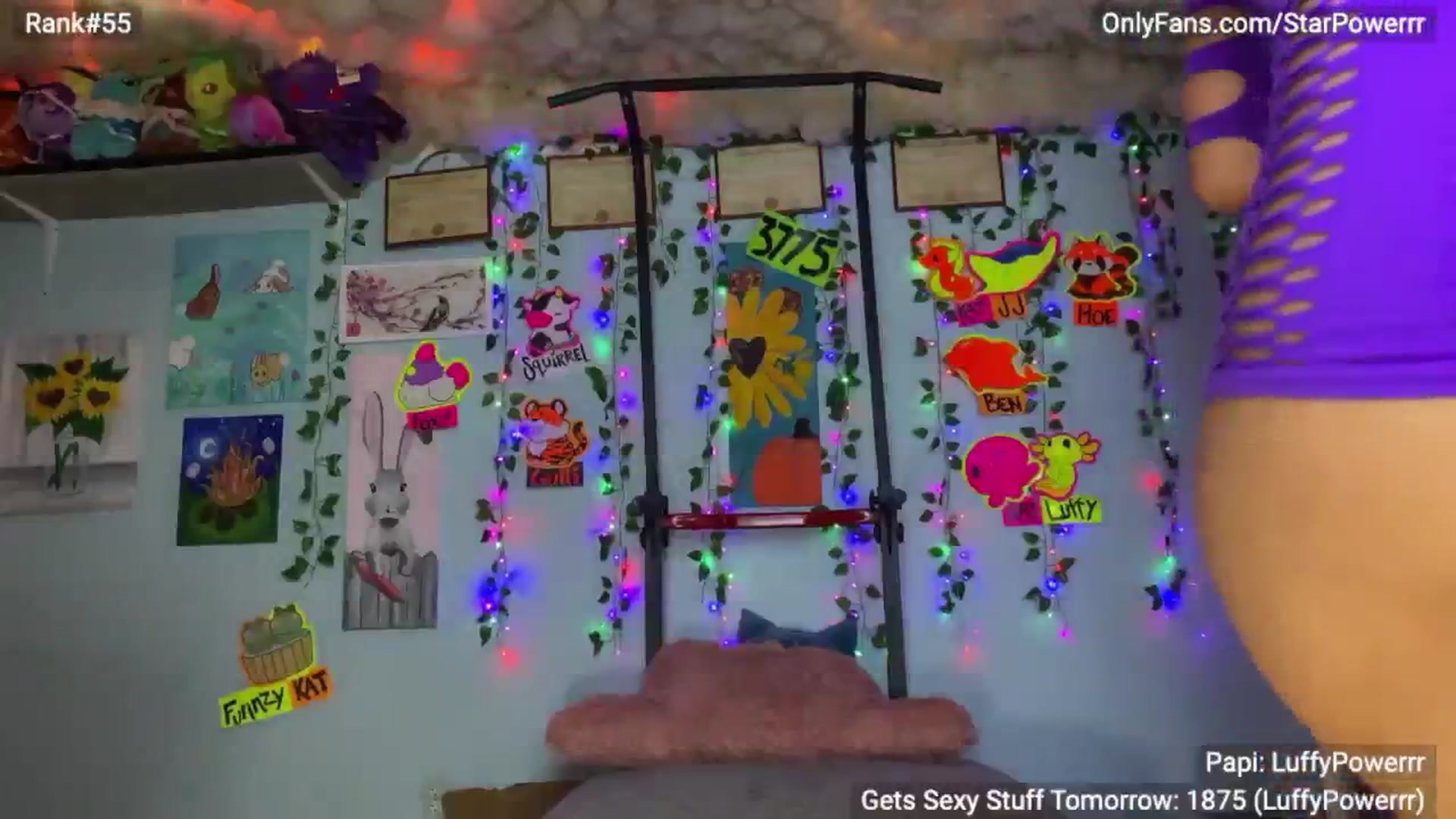 Gallery image thumbnail from StarPowerrr's myfreecams stream on, 09/17/2024, 10:17 image 5 of 20