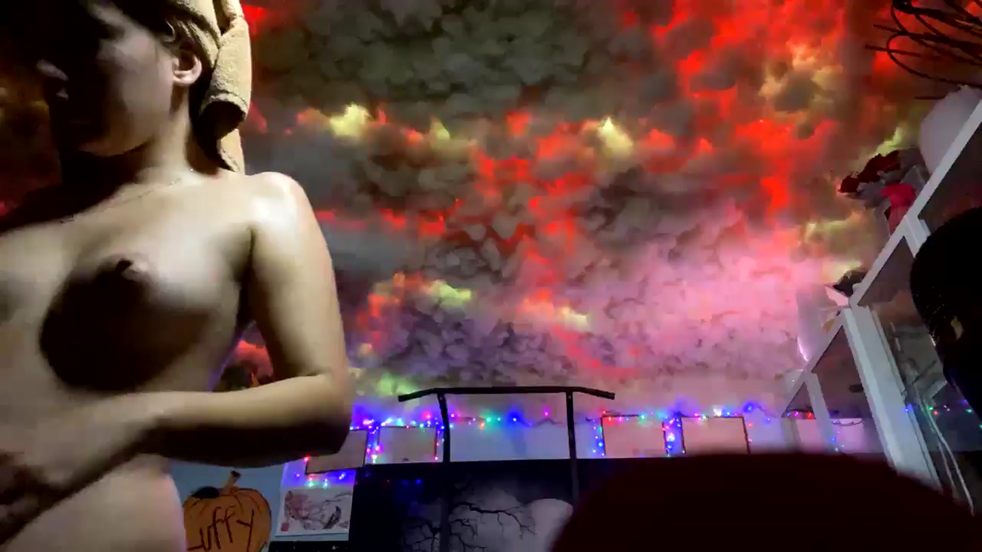Gallery image thumbnail from StarPowerrr's myfreecams stream on, 10/26/2024, 03:07 image 19 of 20