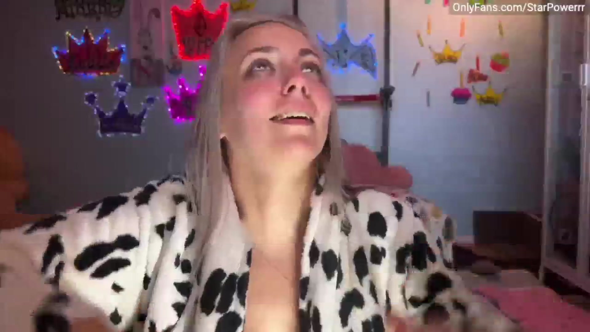 Gallery image thumbnail from StarPowerrr's myfreecams stream on, 11/24/2024, 08:34 image 16 of 20
