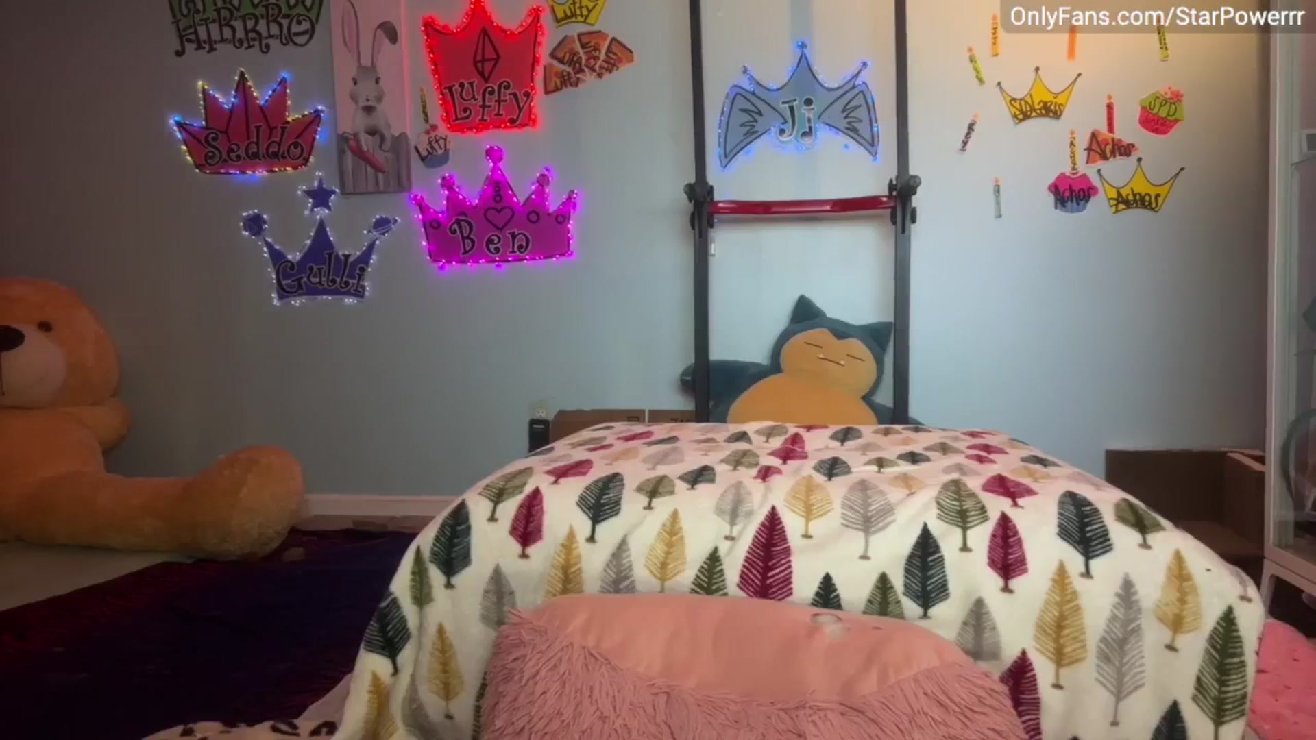 Gallery image thumbnail from StarPowerrr's myfreecams stream on, 11/24/2024, 11:23 image 14 of 20