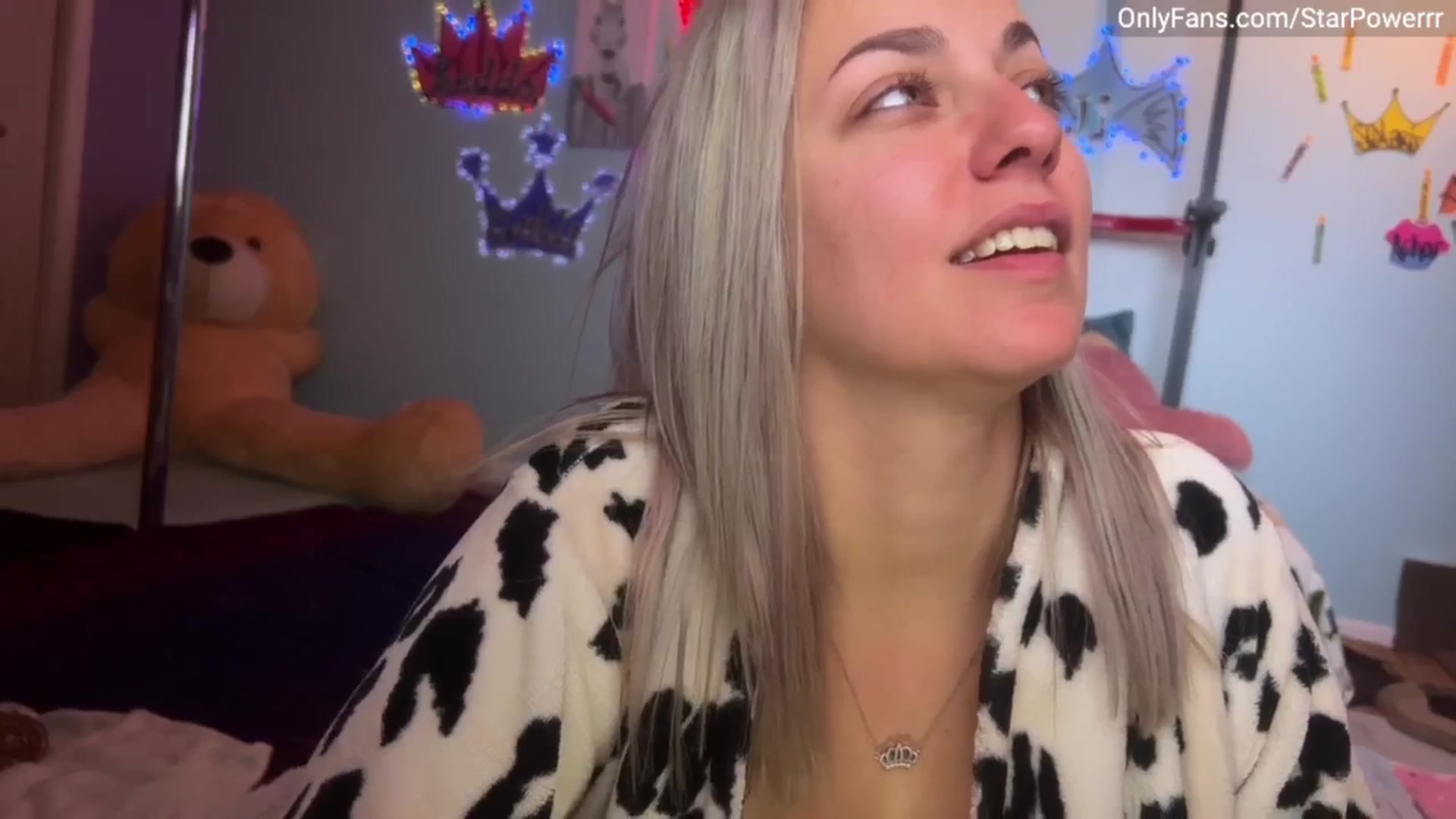 Gallery image thumbnail from StarPowerrr's myfreecams stream on, 11/25/2024, 09:53 image 7 of 20