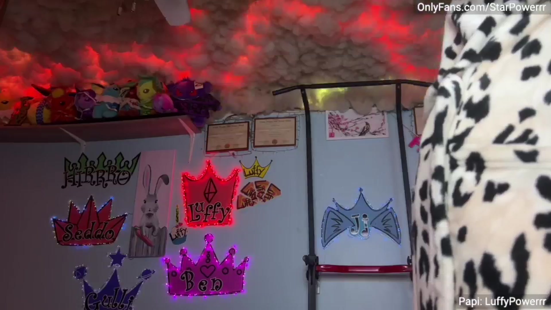 Gallery image thumbnail from StarPowerrr's myfreecams stream on, 11/29/2024, 10:10 image 16 of 20