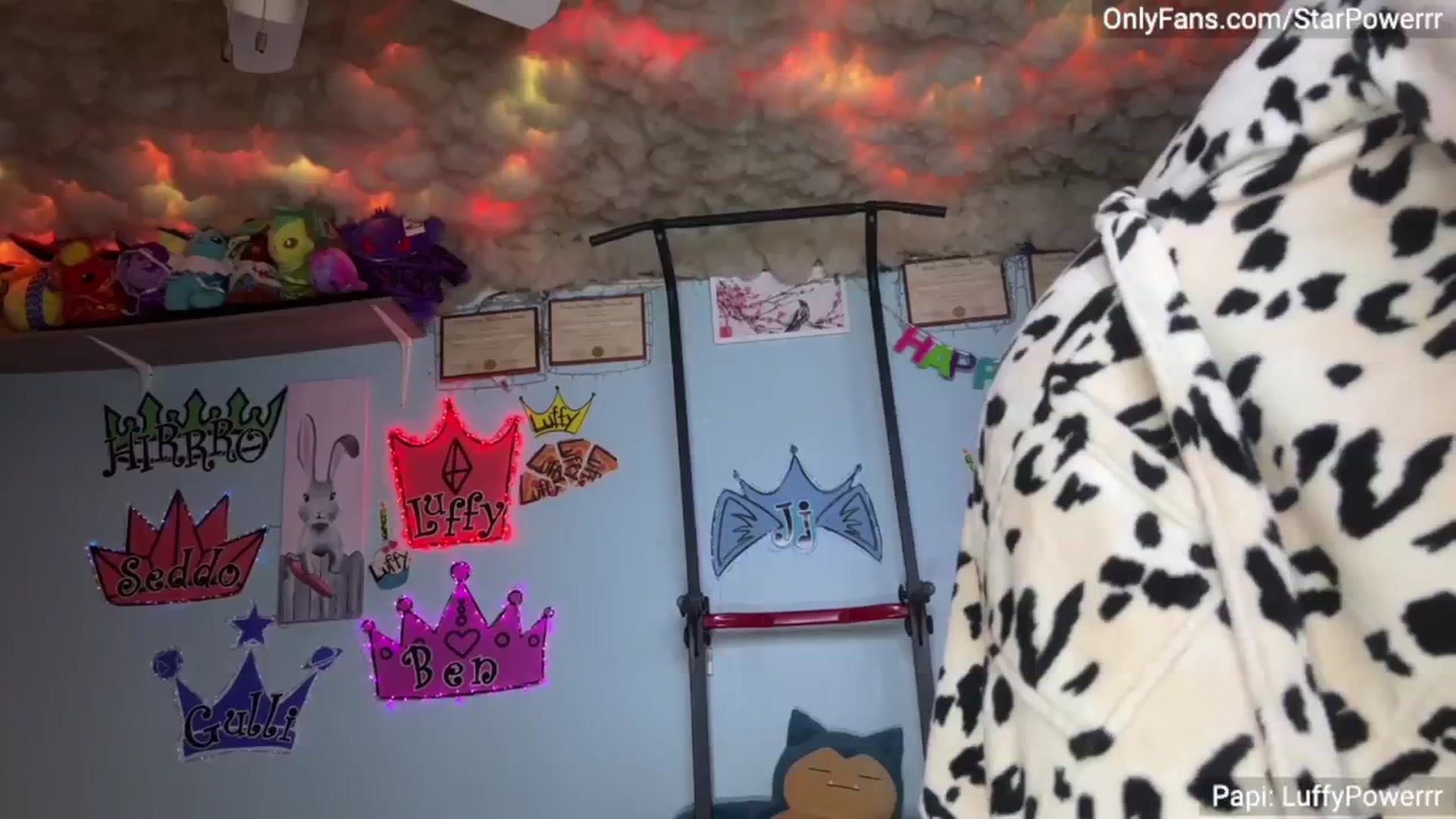 Gallery image thumbnail from StarPowerrr's myfreecams stream on, 11/30/2024, 12:53 image 15 of 20