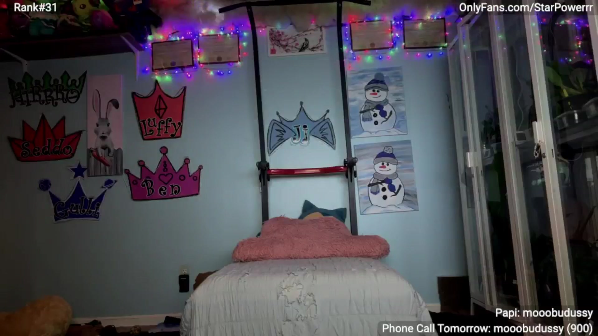 Gallery image thumbnail from StarPowerrr's myfreecams stream on, 01/07/2025, 09:22 image 7 of 20