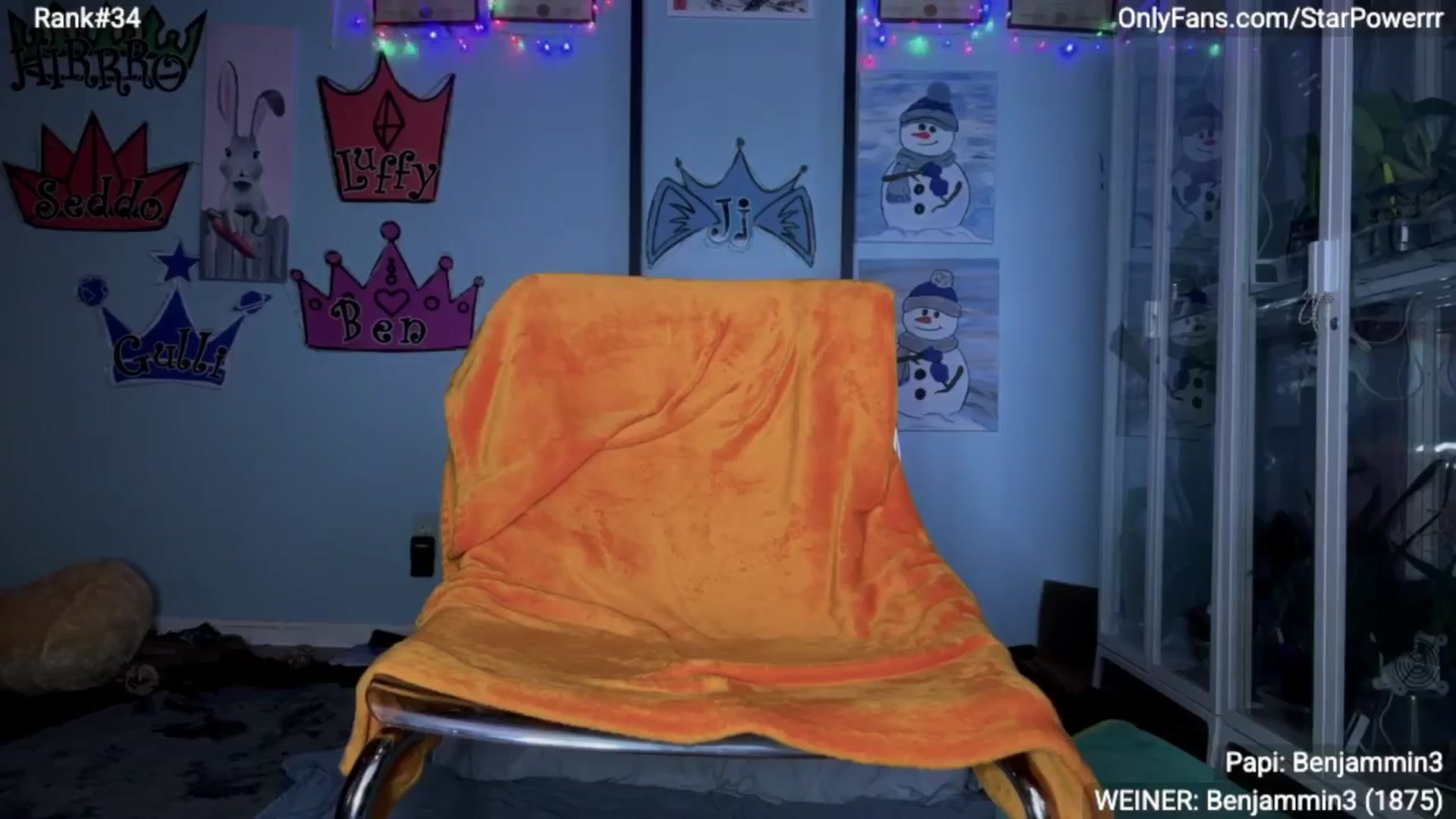 Gallery image thumbnail from StarPowerrr's myfreecams stream on, 01/10/2025, 09:25 image 4 of 20