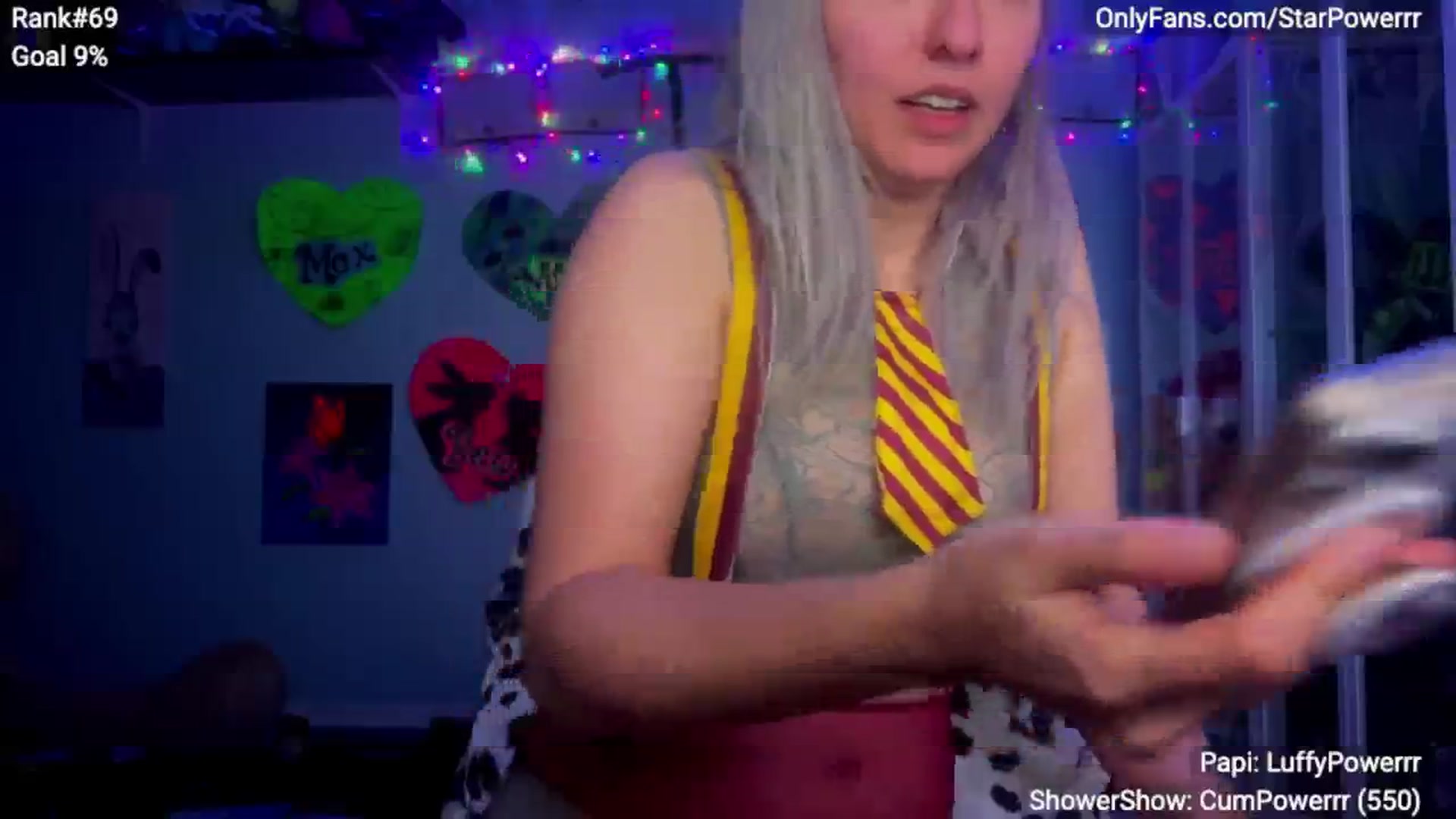 Gallery image thumbnail from StarPowerrr's myfreecams stream on, 03/24/2025, 07:53 image 4 of 20
