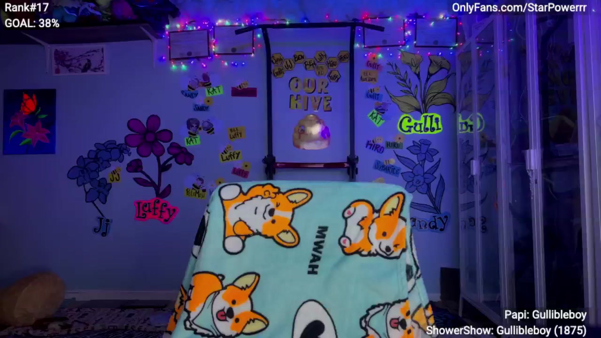 Gallery image thumbnail from StarPowerrr's myfreecams stream on, 04/14/2025, 07:14 image 14 of 20