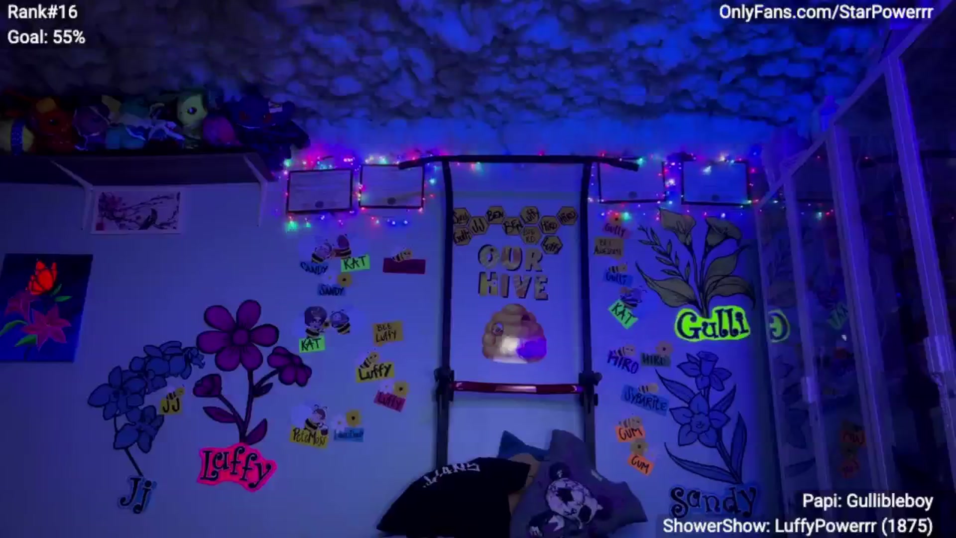 Gallery image thumbnail from StarPowerrr's myfreecams stream on, 04/17/2025, 09:32 image 13 of 20
