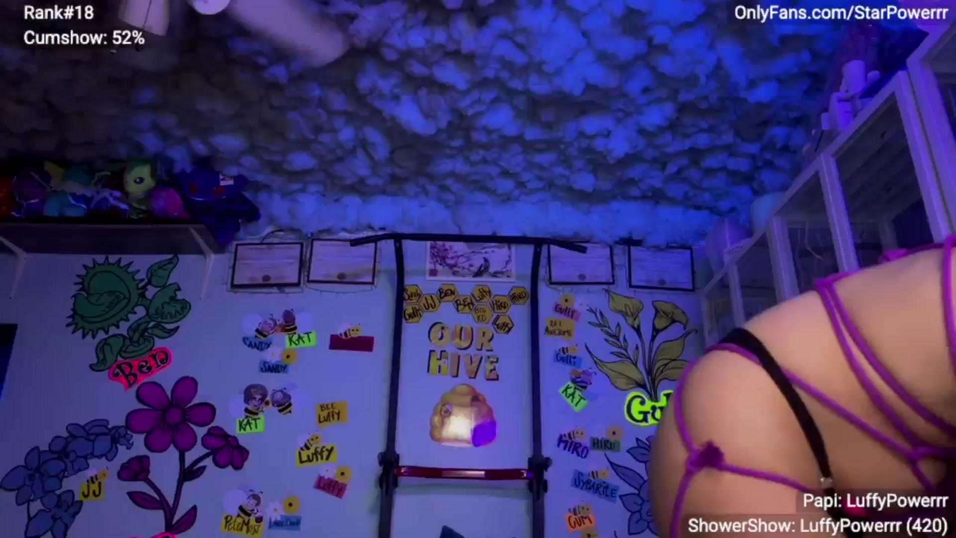 Gallery image thumbnail from StarPowerrr's myfreecams stream on, 04/21/2025, 08:06 image 2 of 20