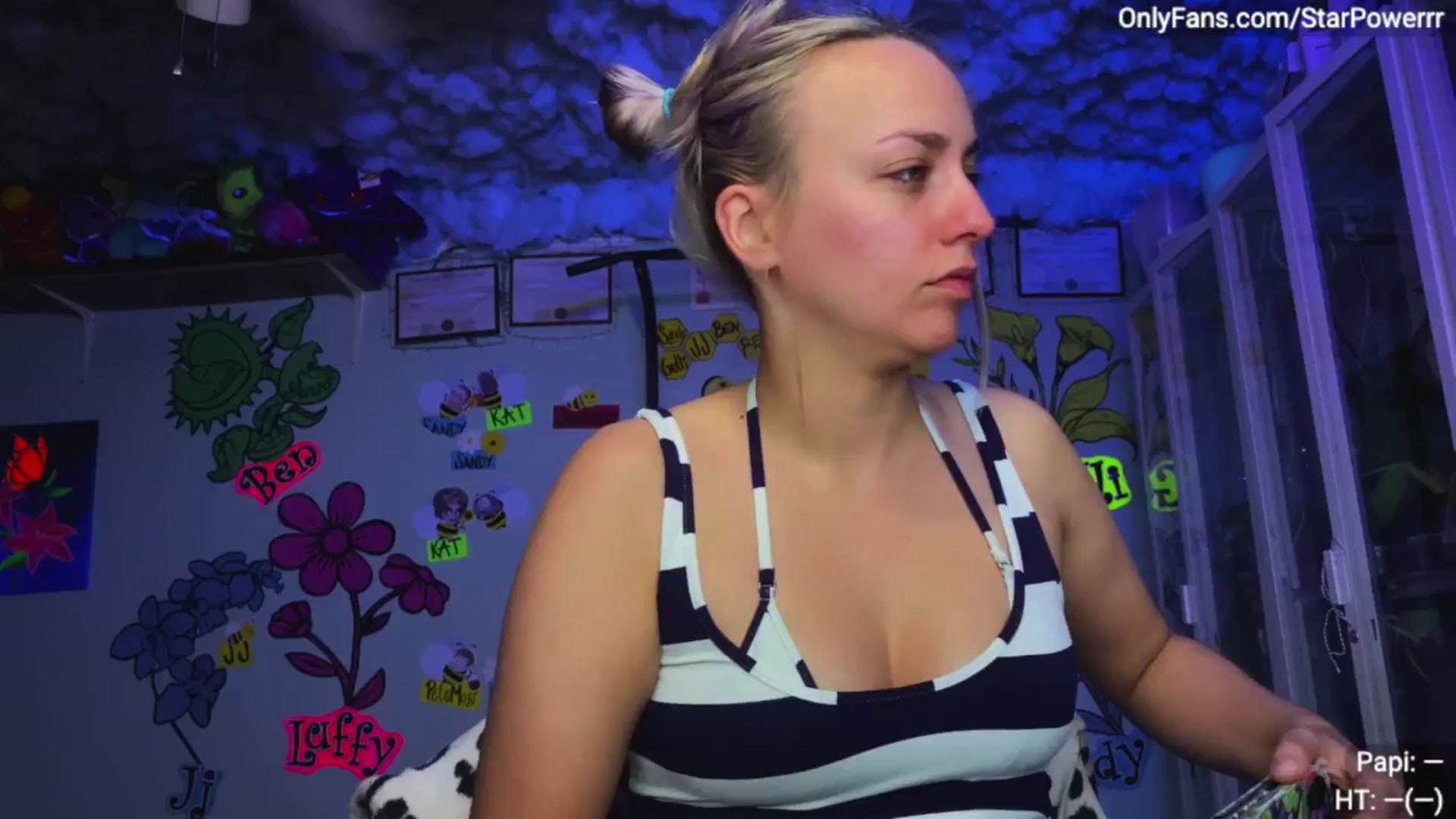 Gallery image thumbnail from StarPowerrr's myfreecams stream on, 04/23/2025, 08:32 image 1 of 20