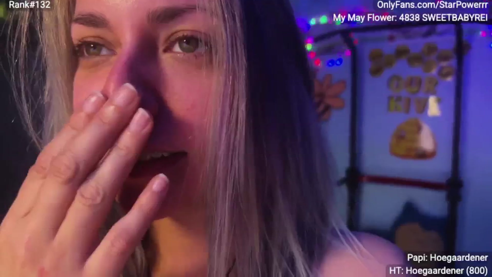 Gallery image thumbnail from StarPowerrr's myfreecams stream on, 05/18/2025, 08:14 image 15 of 20