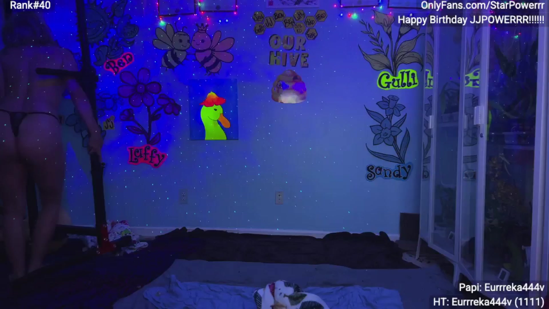 Gallery image thumbnail from StarPowerrr's myfreecams stream on, 06/17/2025, 06:26 image 9 of 20