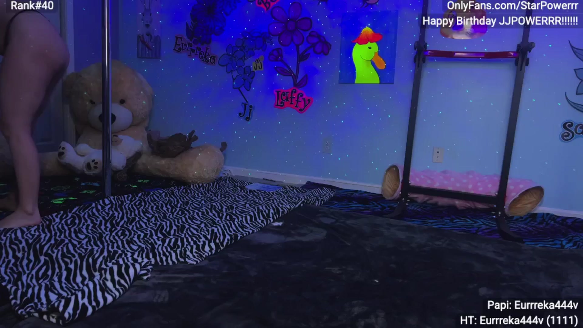 Gallery image thumbnail from StarPowerrr's myfreecams stream on, 06/17/2025, 06:26 image 11 of 20