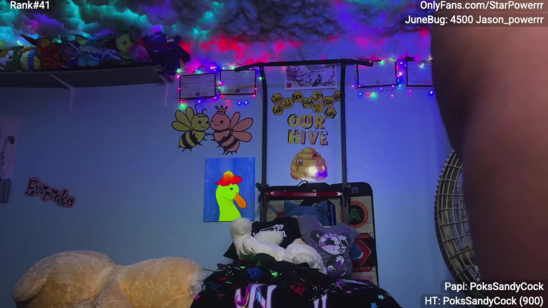 Gallery image thumbnail from StarPowerrr's myfreecams stream on, 06/22/2025, 08:29 image 1 of 20