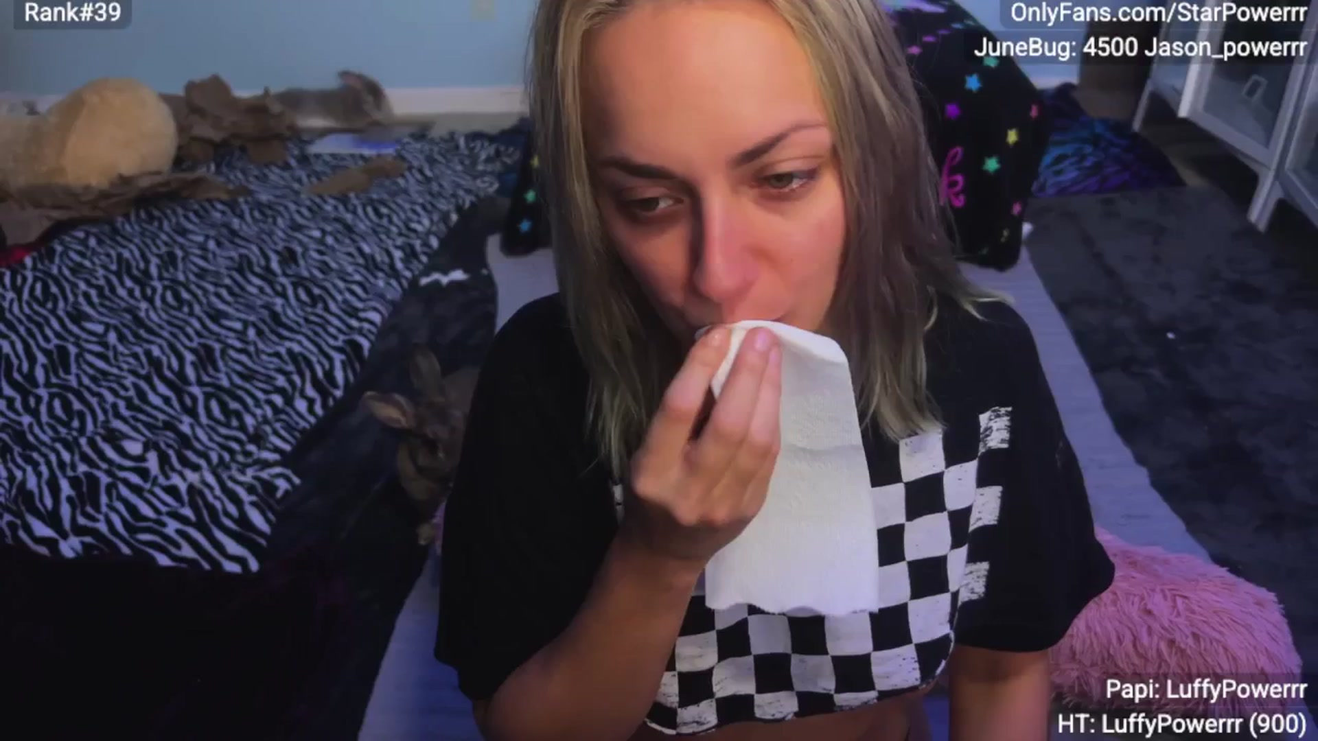 Gallery image thumbnail from StarPowerrr's myfreecams stream on, 06/23/2025, 05:01 image 17 of 20