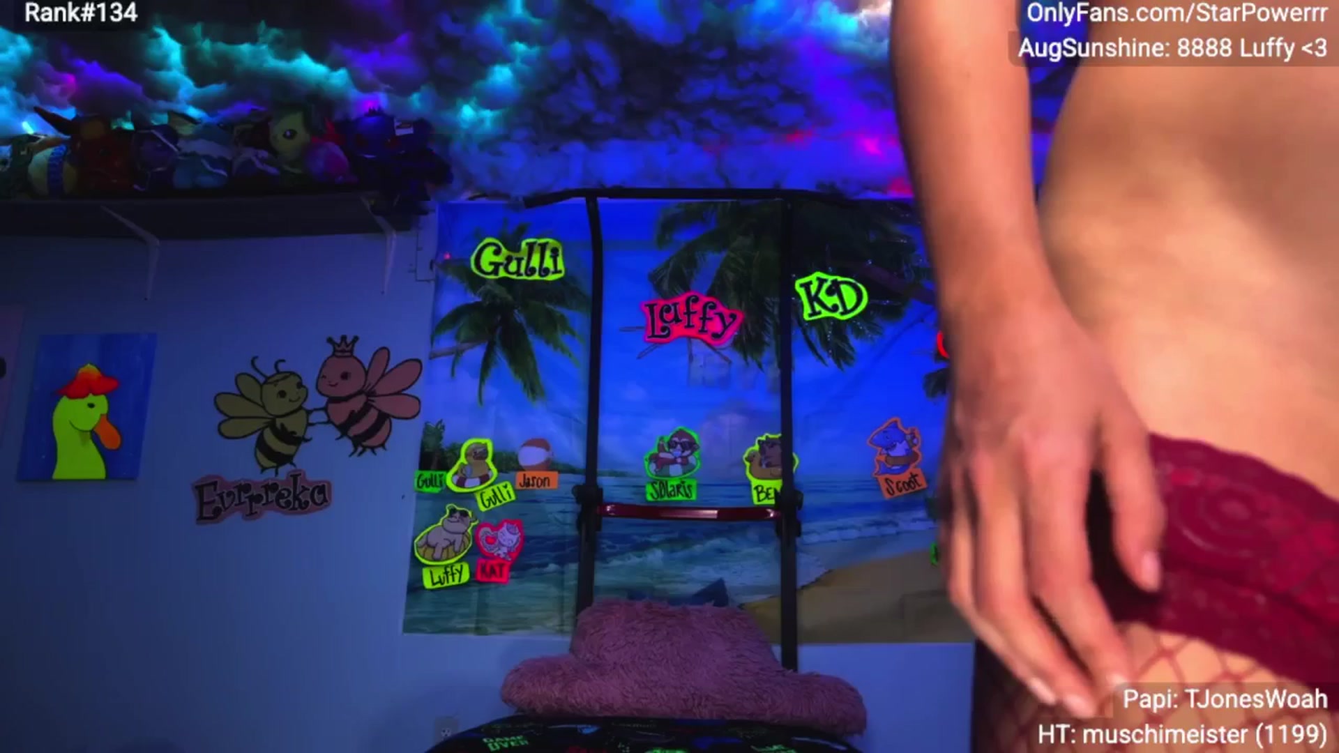 Gallery image thumbnail from StarPowerrr's myfreecams stream on, 08/08/2025, 07:29 image 14 of 20