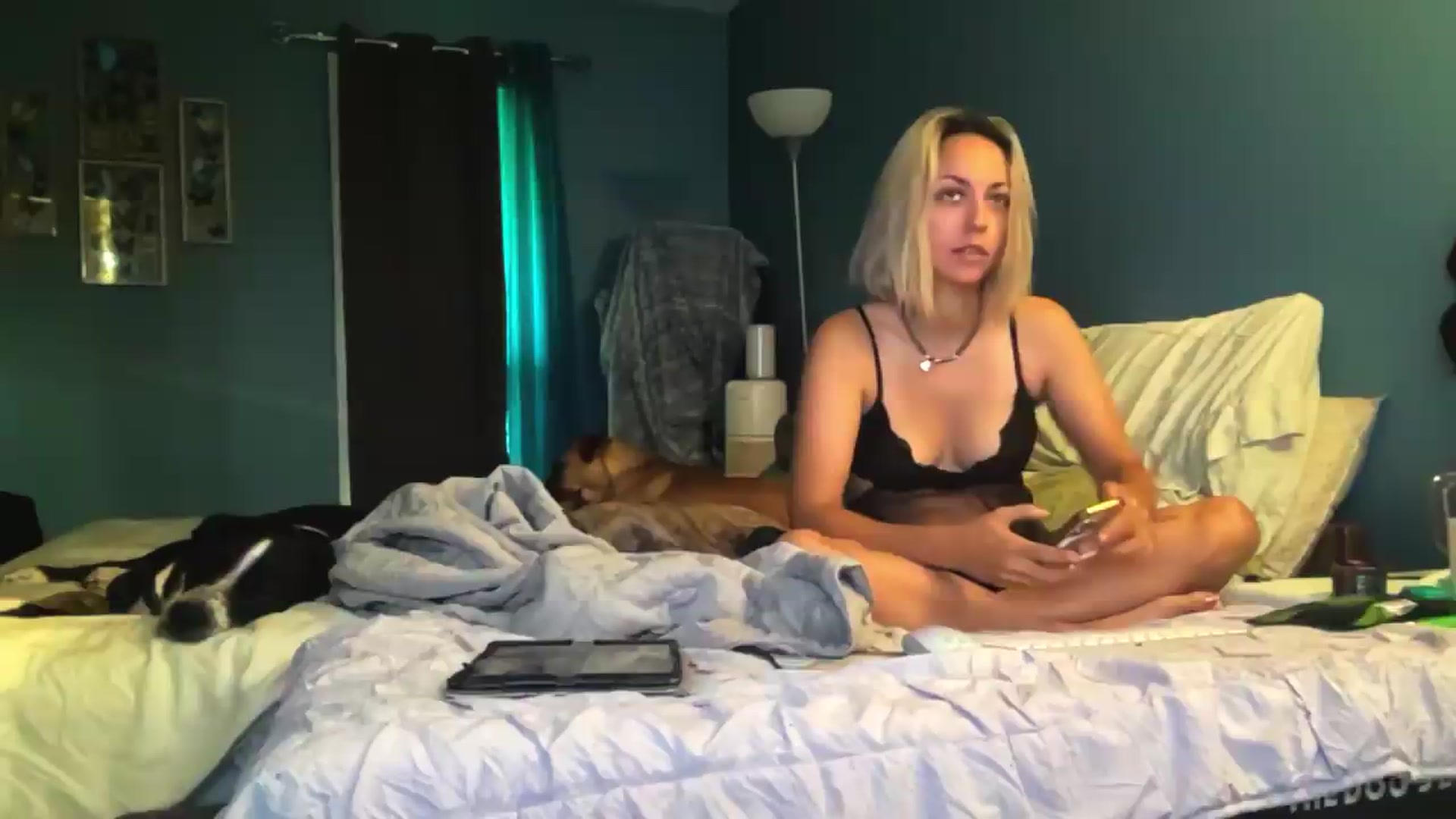 Gallery image thumbnail from StarPowerrr's myfreecams stream on, 08/12/2026, 13:10 image 8 of 20