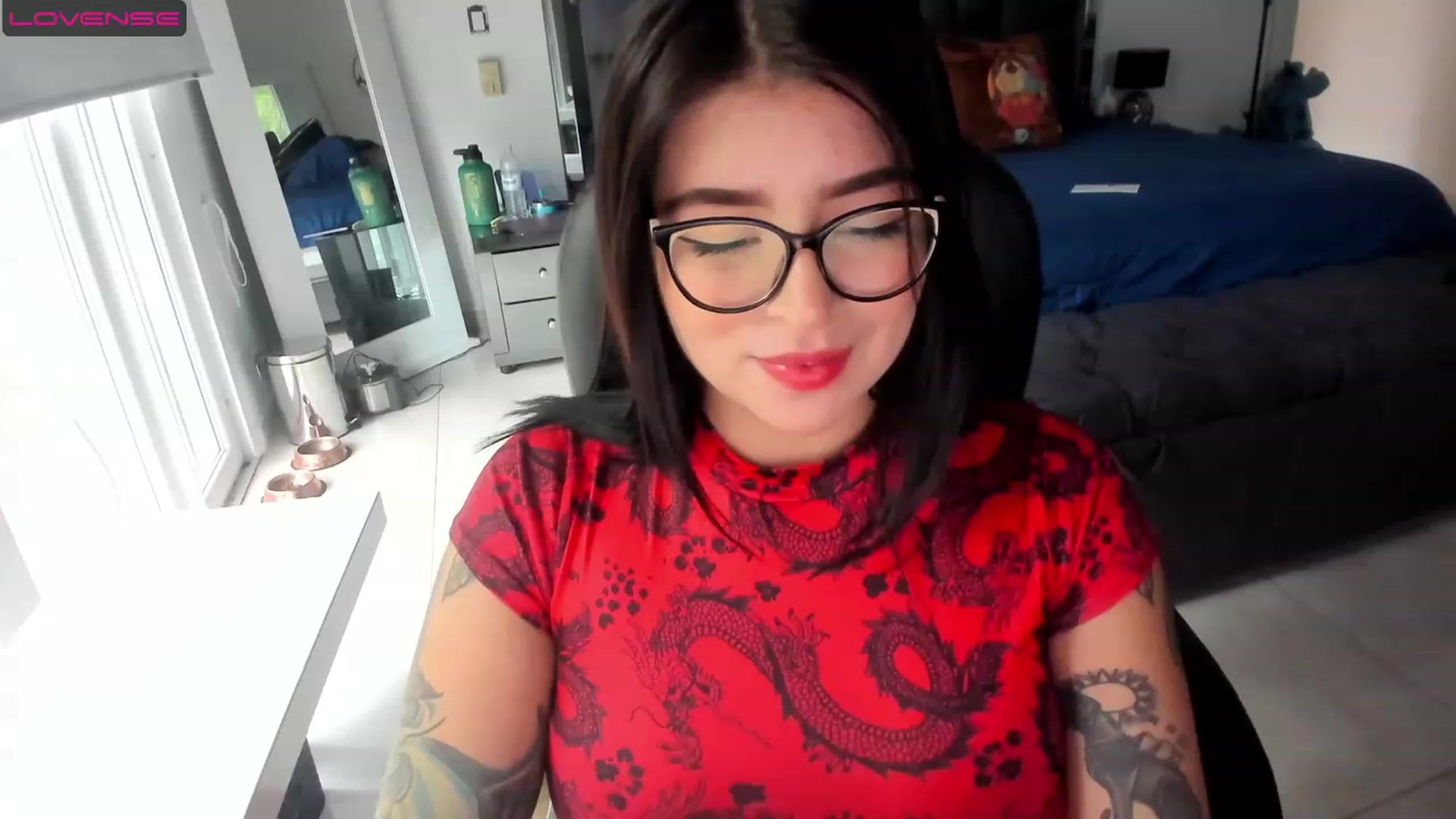 Gallery image thumbnail from Star_castle's myfreecams stream on, 05/18/2023, 22:26 image 1 of 20