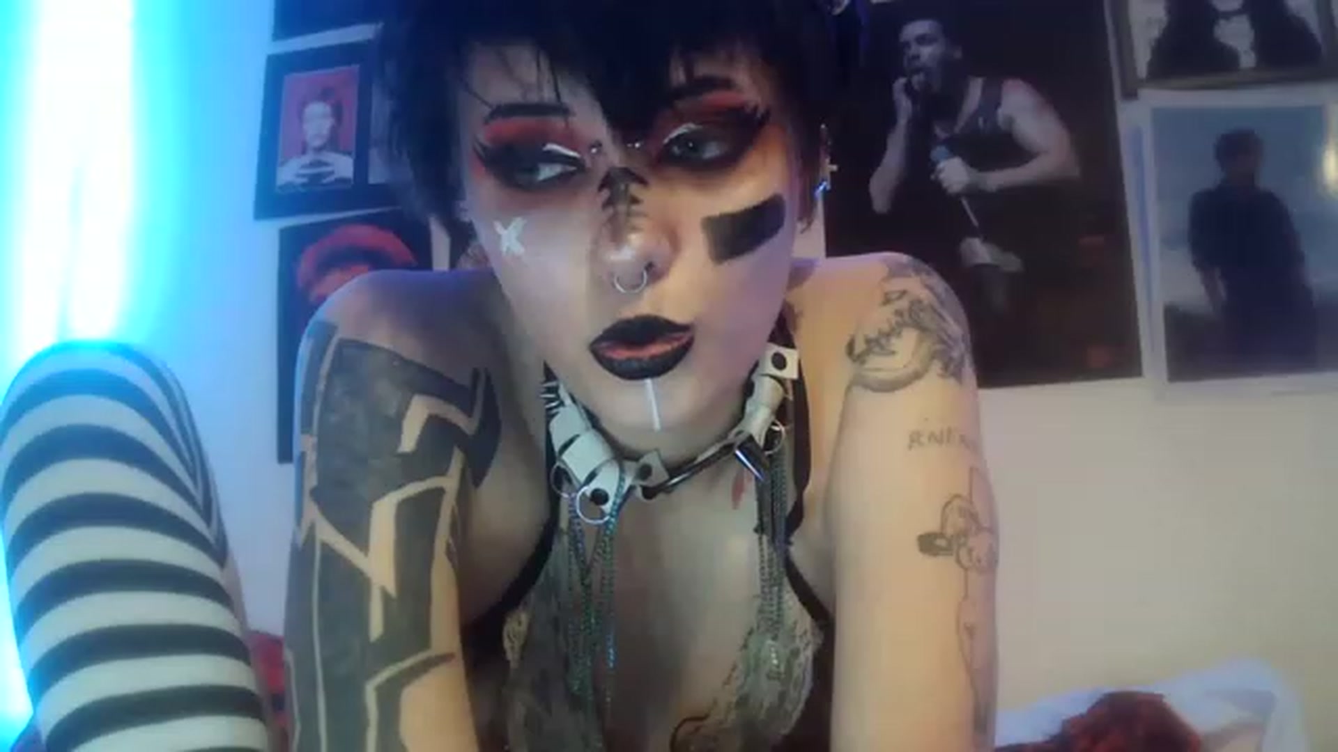 Gallery image thumbnail from Stardust70's myfreecams stream on, 11/27/2022, 24:54 image 10 of 20