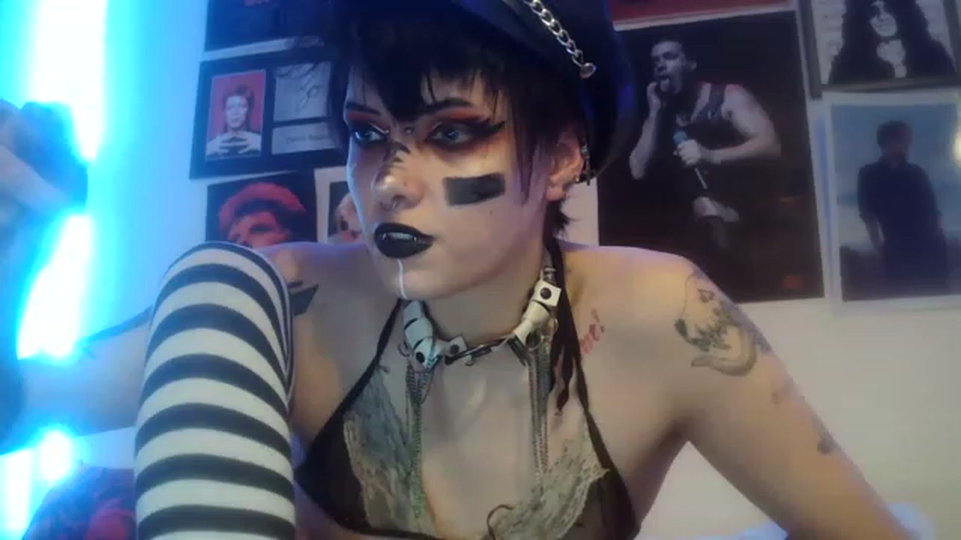 Gallery image thumbnail from Stardust70's myfreecams stream on, 11/27/2022, 24:54 image 19 of 20